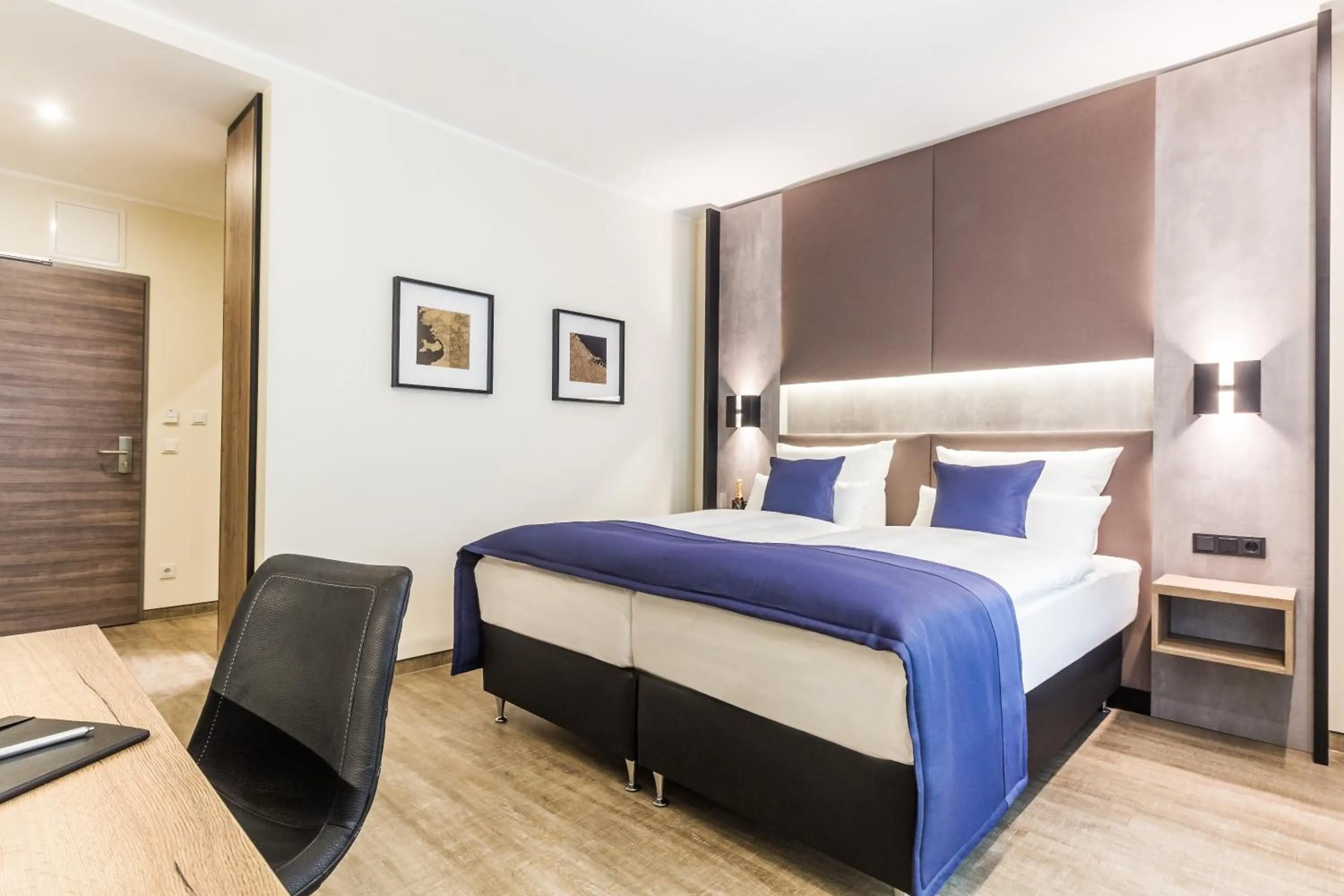 Bed in SKY Hotel Cloppenburg