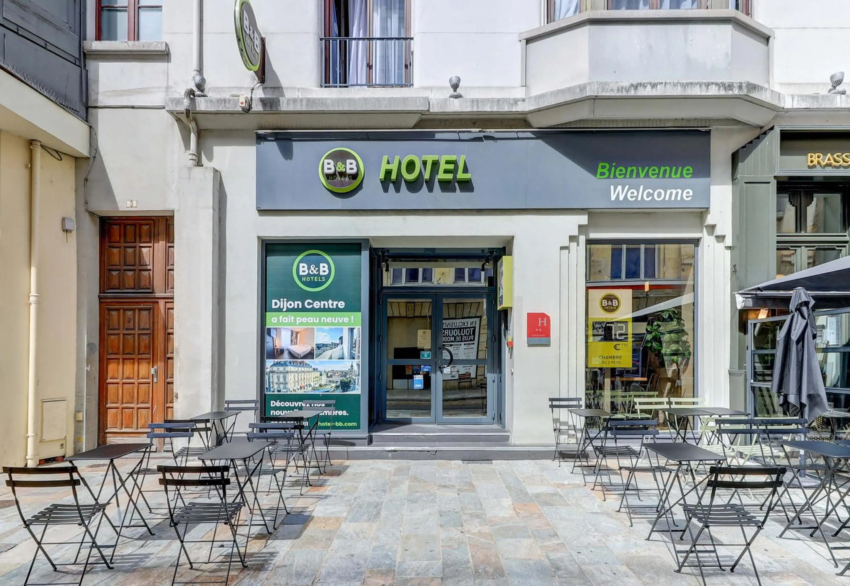 Patio in B&B HOTEL Dijon Centre
