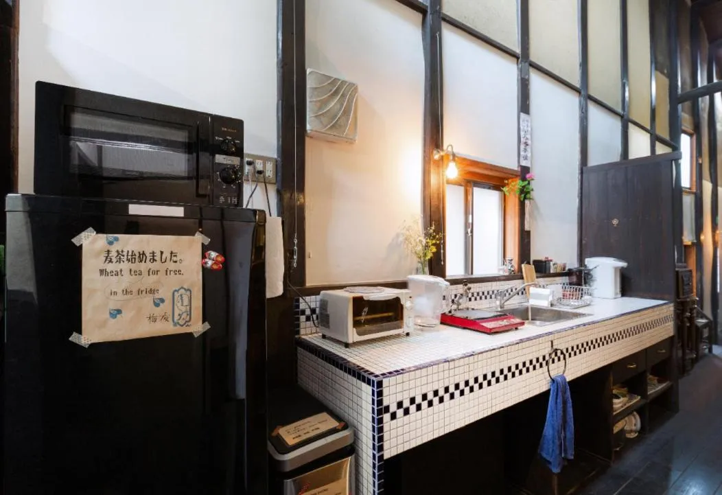 Kitchen or kitchenette in お宿梅夜Guesthouse Umeya