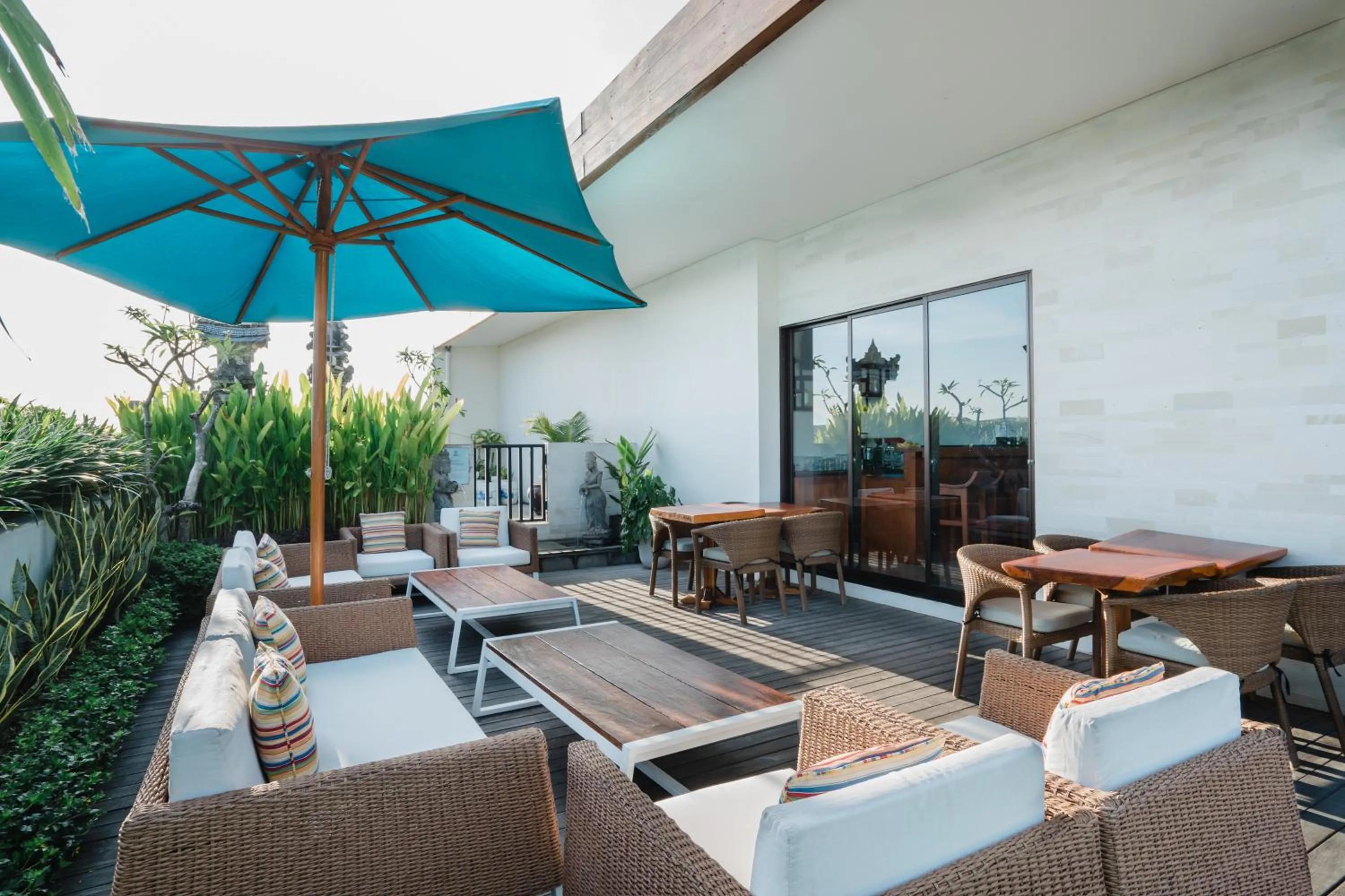 Lounge or bar in Rama Residence Padma