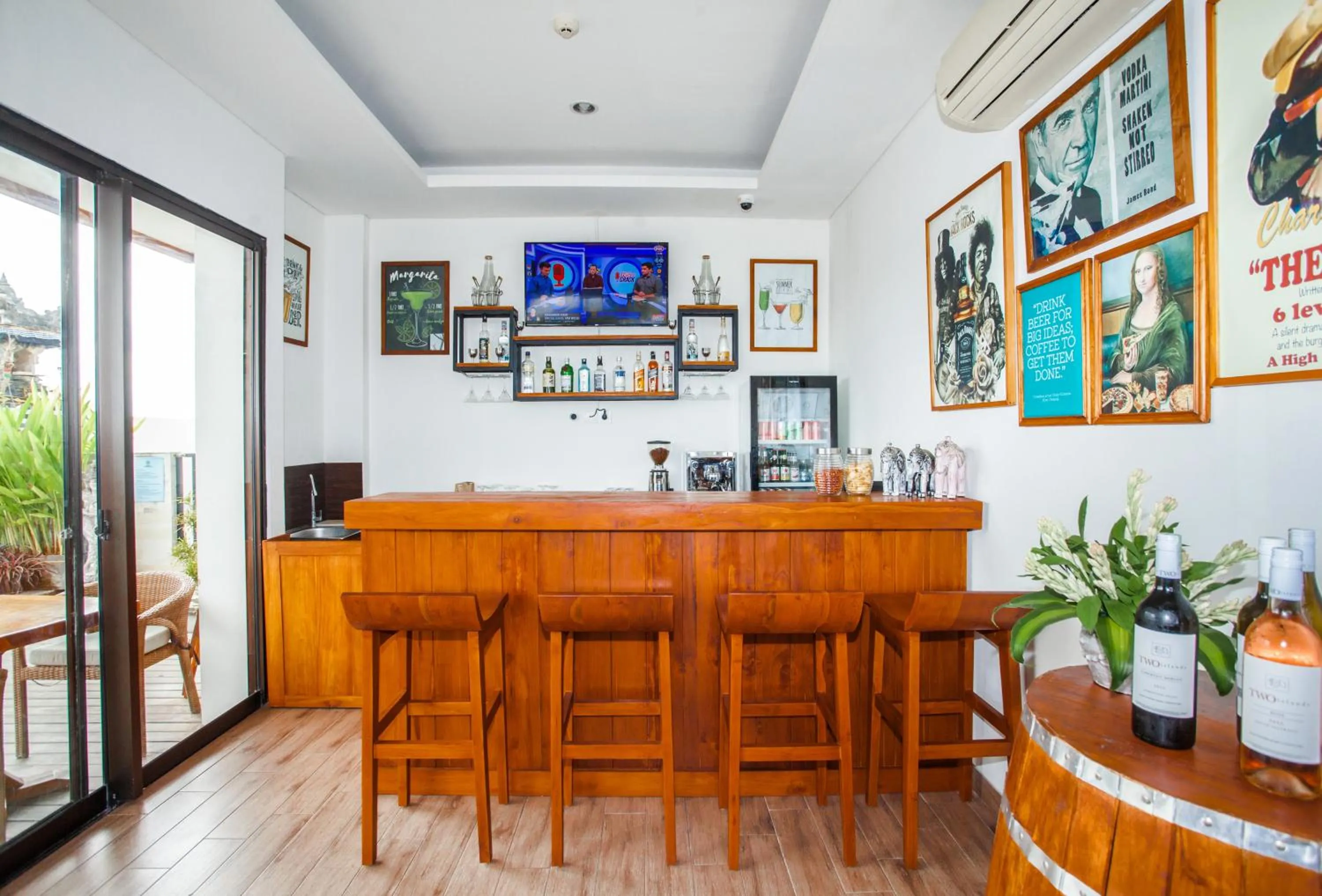 Lounge or bar in Rama Residence Padma