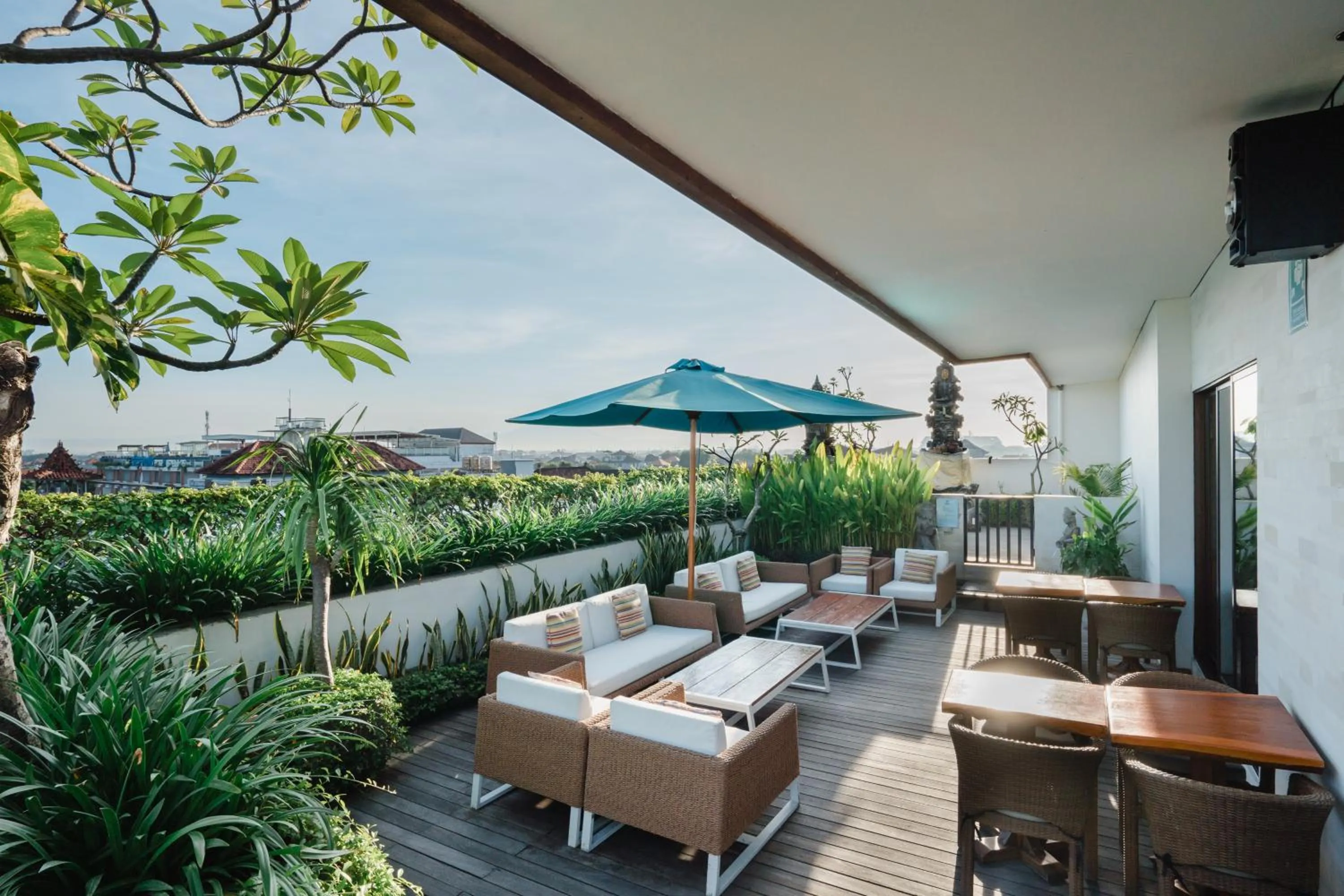 Lounge or bar in Rama Residence Padma