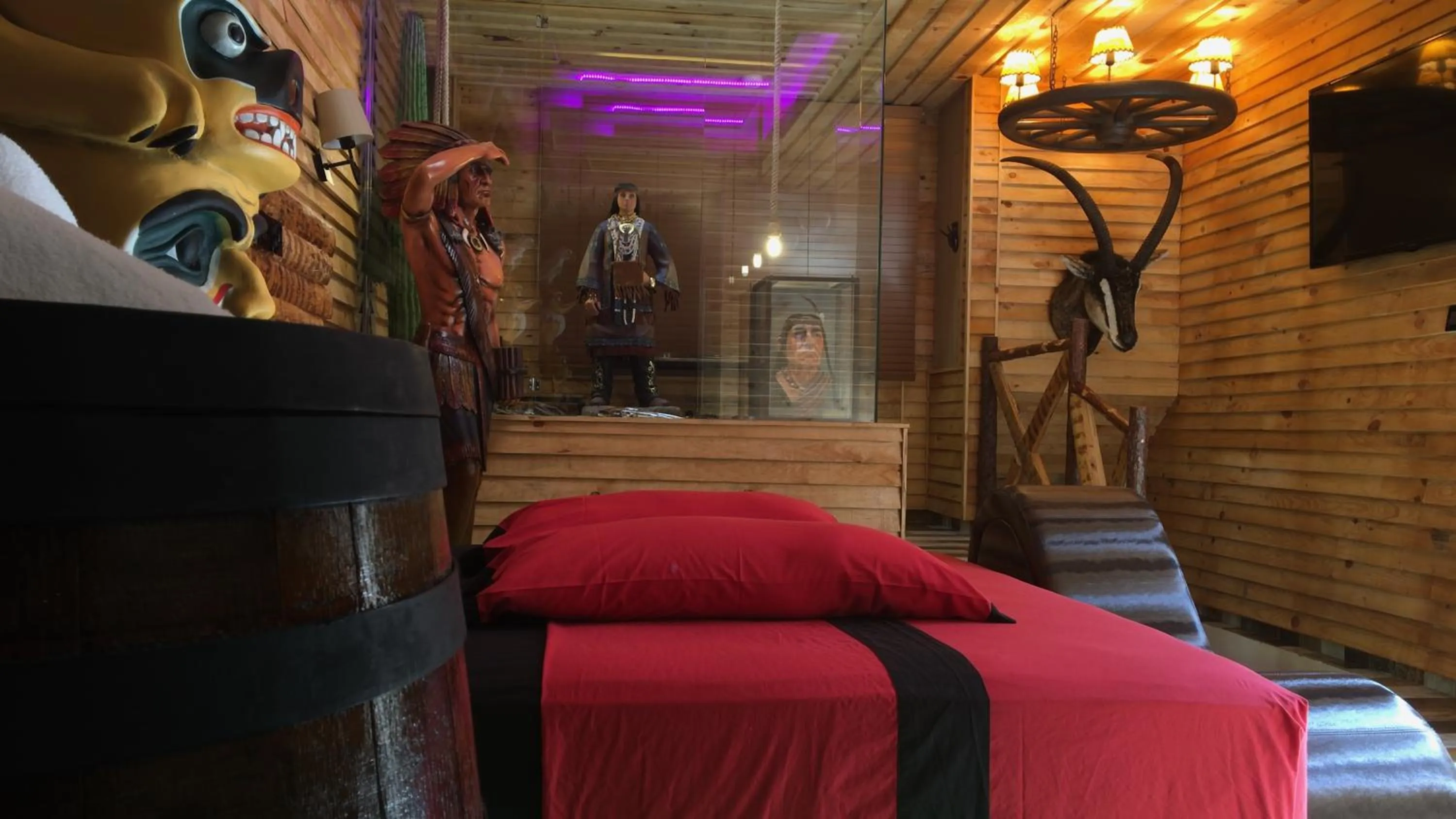 Bed in Motel Venus Madrid Norte