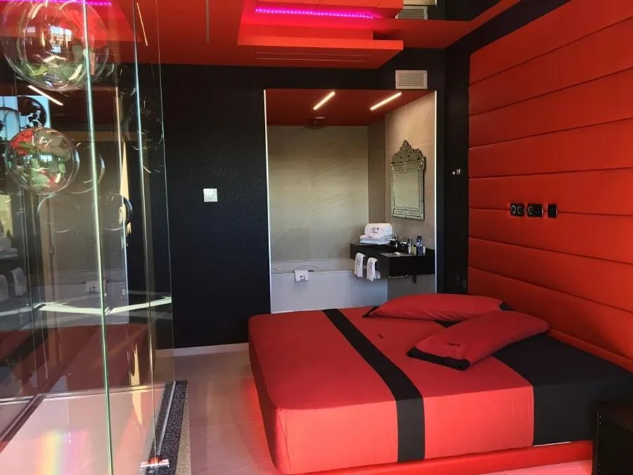 Bed in Motel Venus Madrid Norte