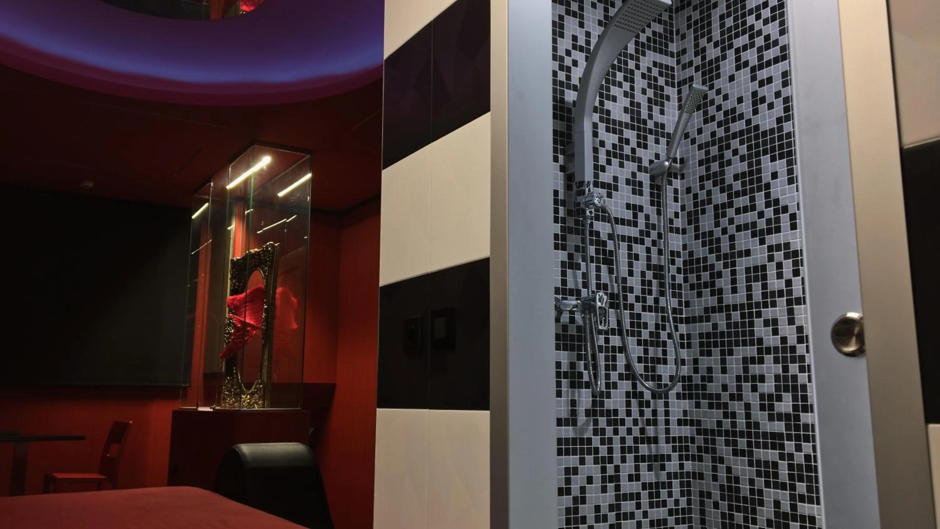 Bathroom in Motel Venus Madrid Norte