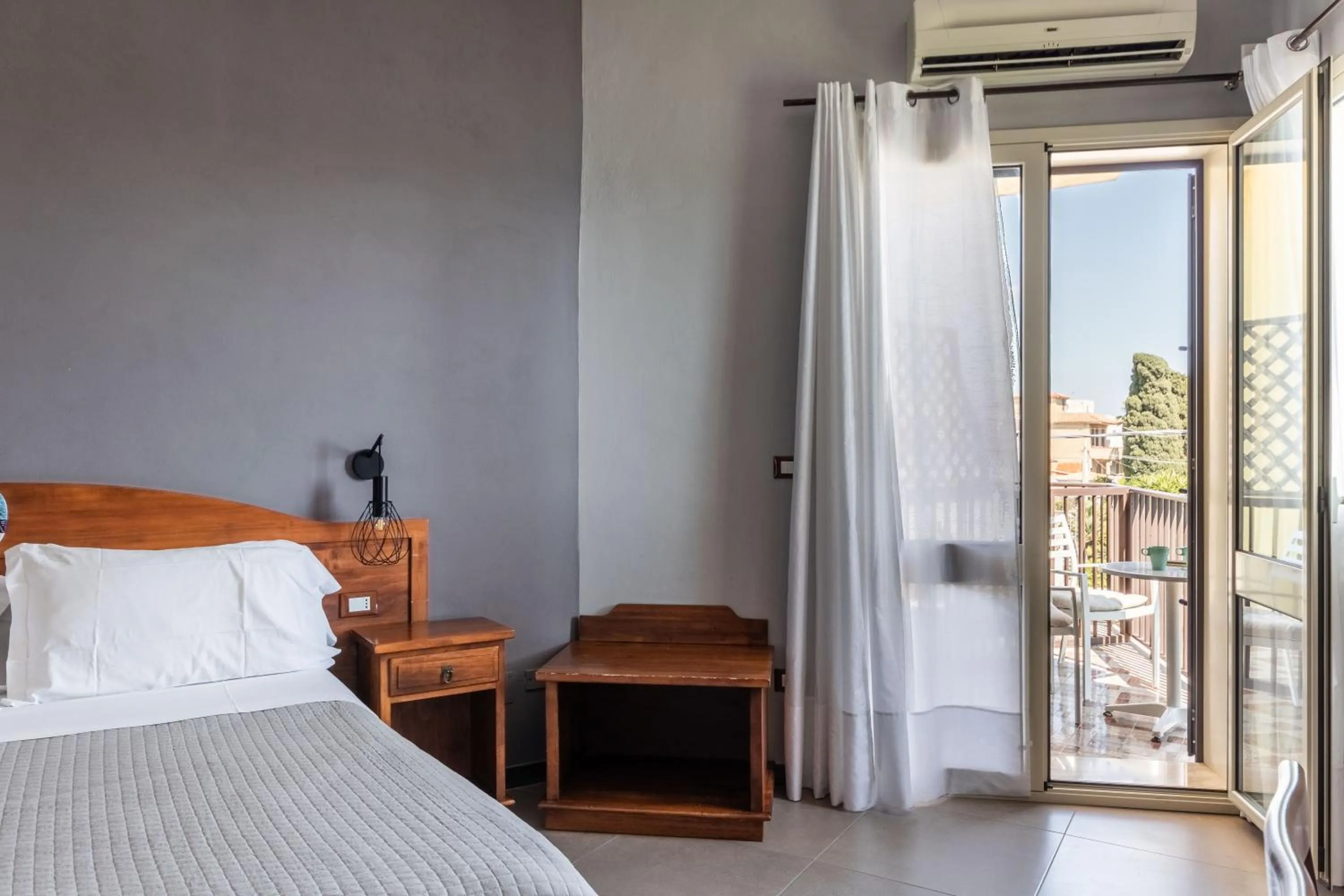 Balcony/Terrace, Bed in B&B La terrazza sul mare