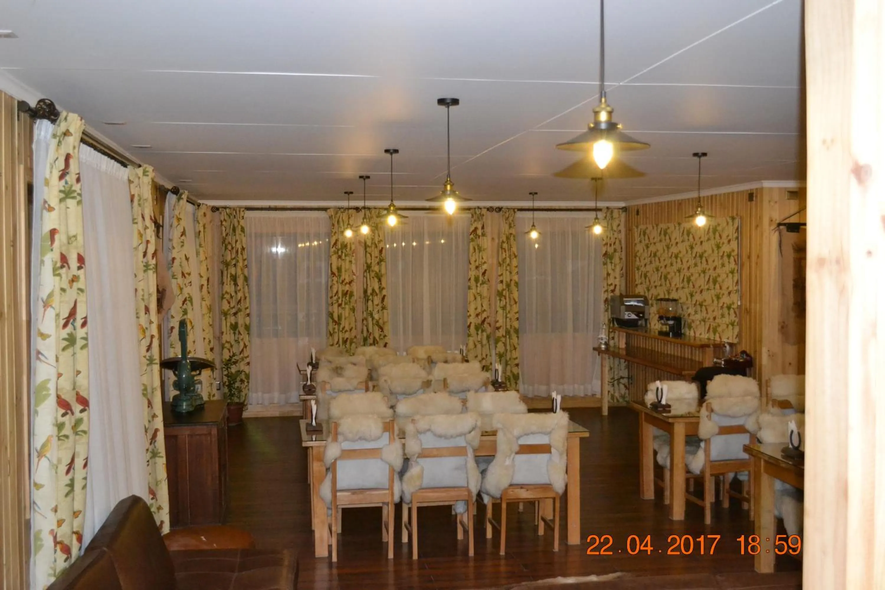 Restaurant/places to eat in Hotel Estancia El Ovejero Patagónico