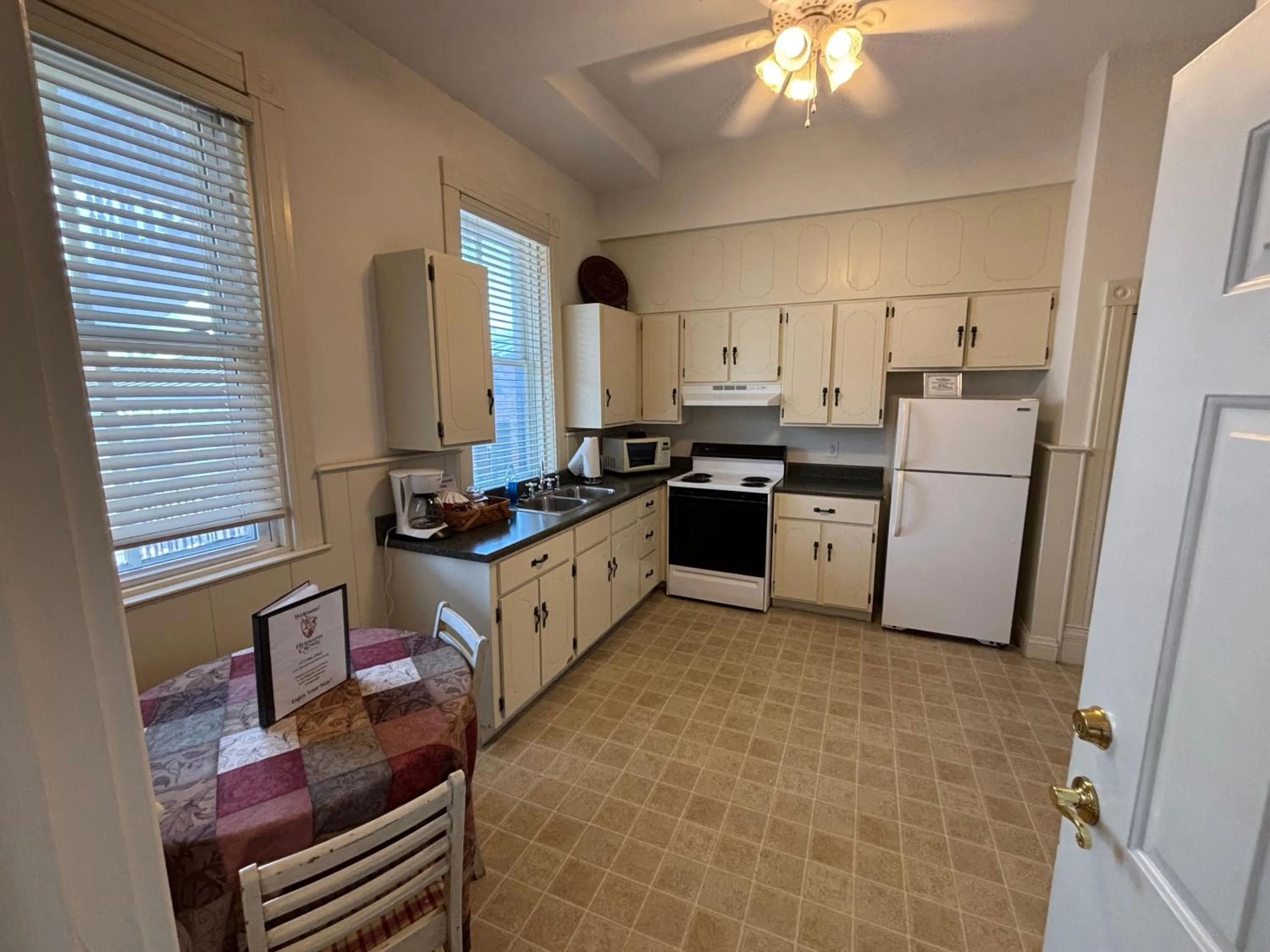 kitchen in Hermann Crown Suites
