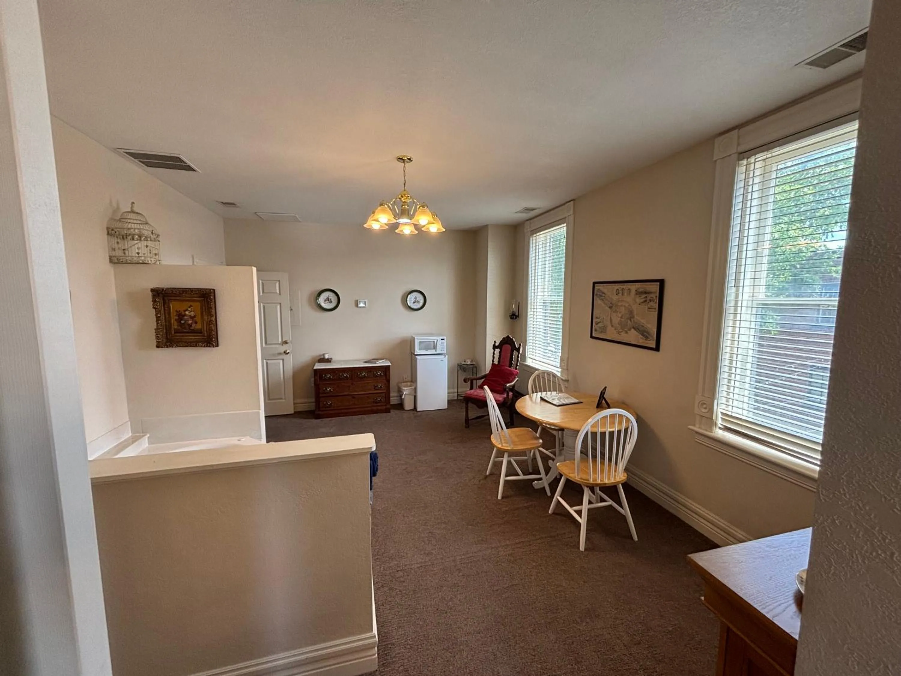 Living room in Hermann Crown Suites