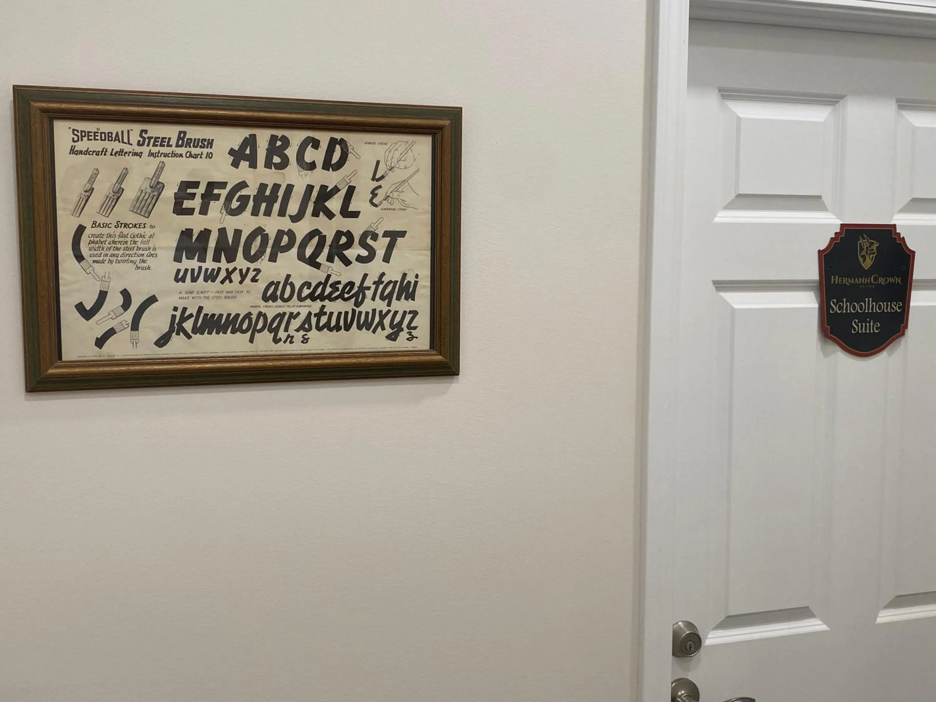 Hermann Crown Suites