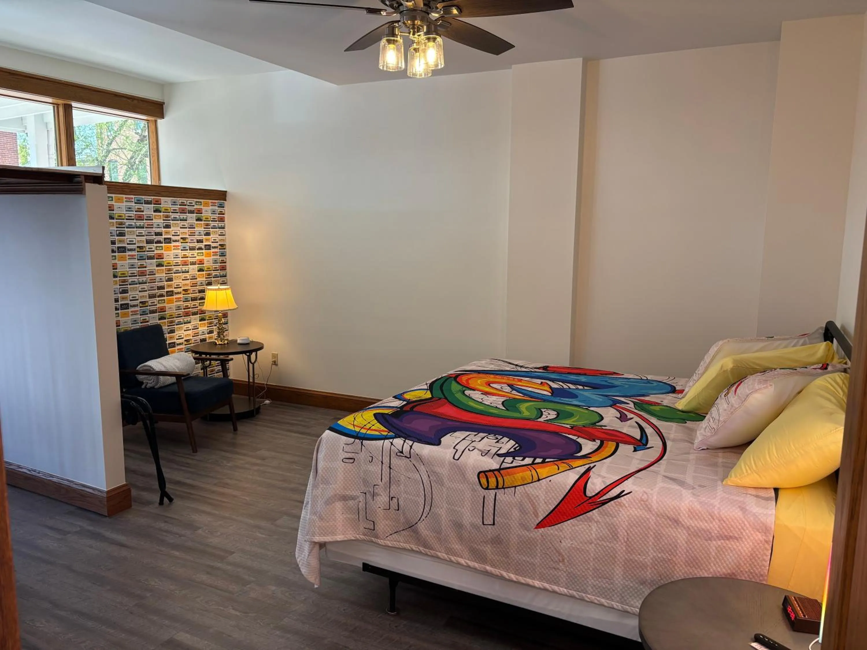 Bed in Hermann Crown Suites