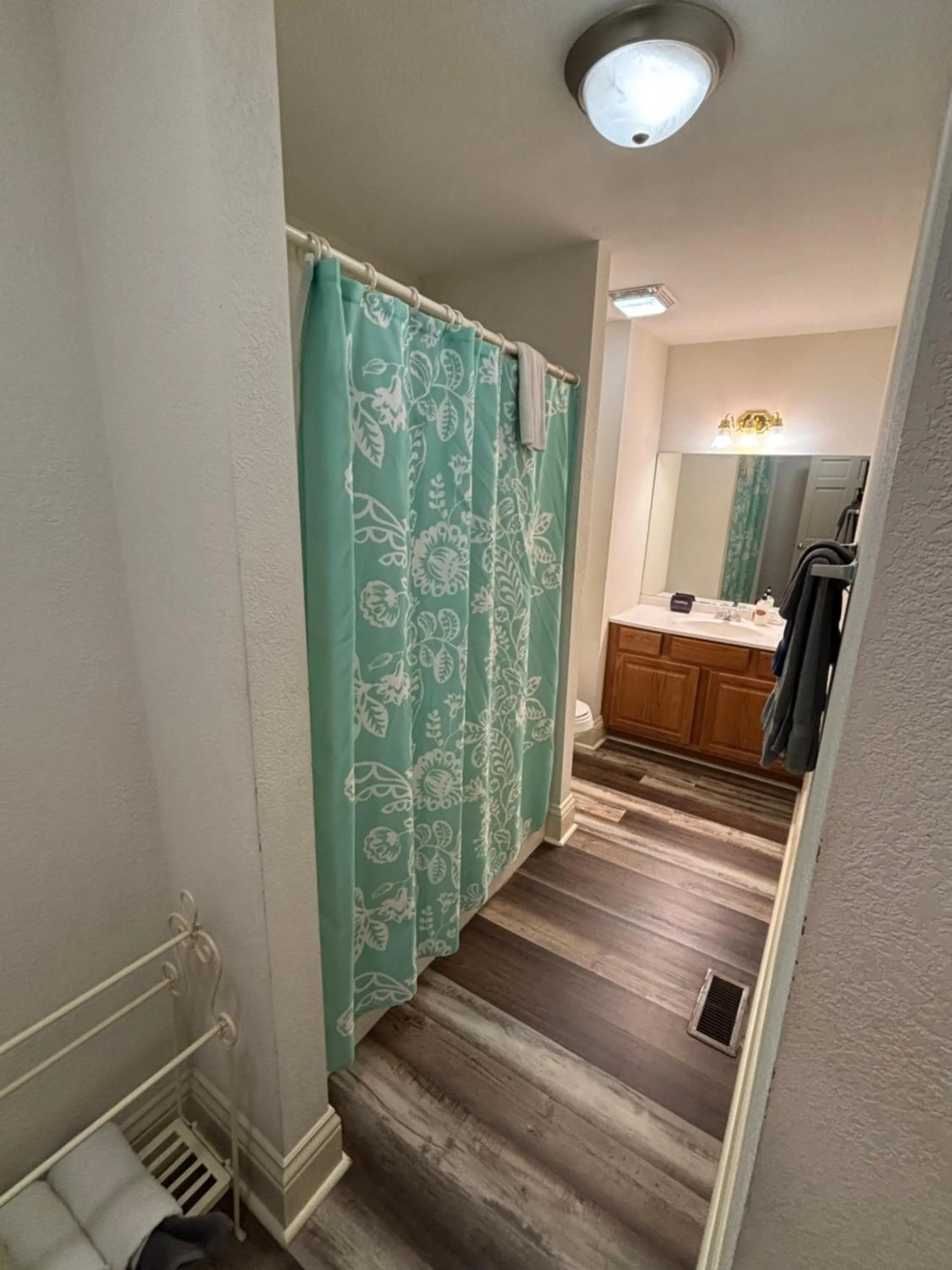 Bathroom in Hermann Crown Suites