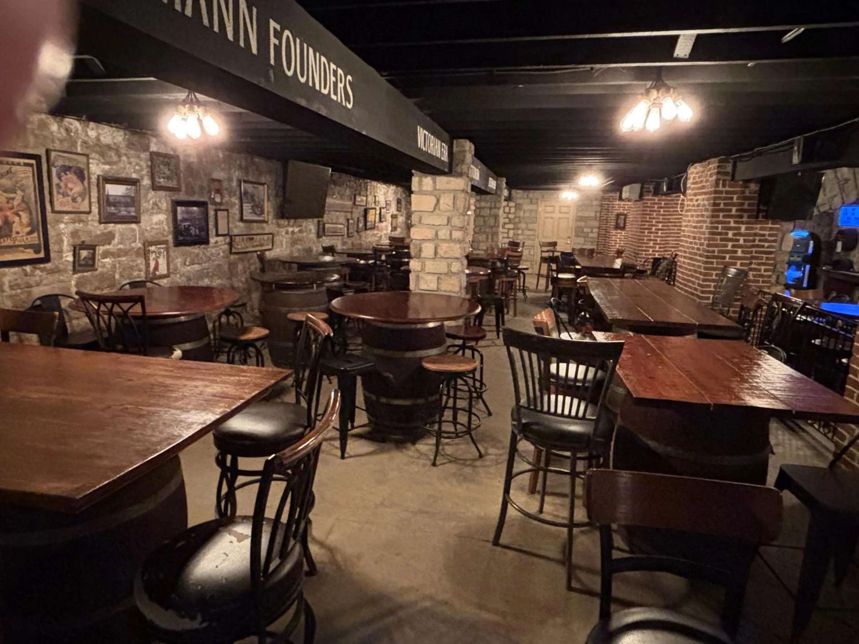 Hermann Crown Suites