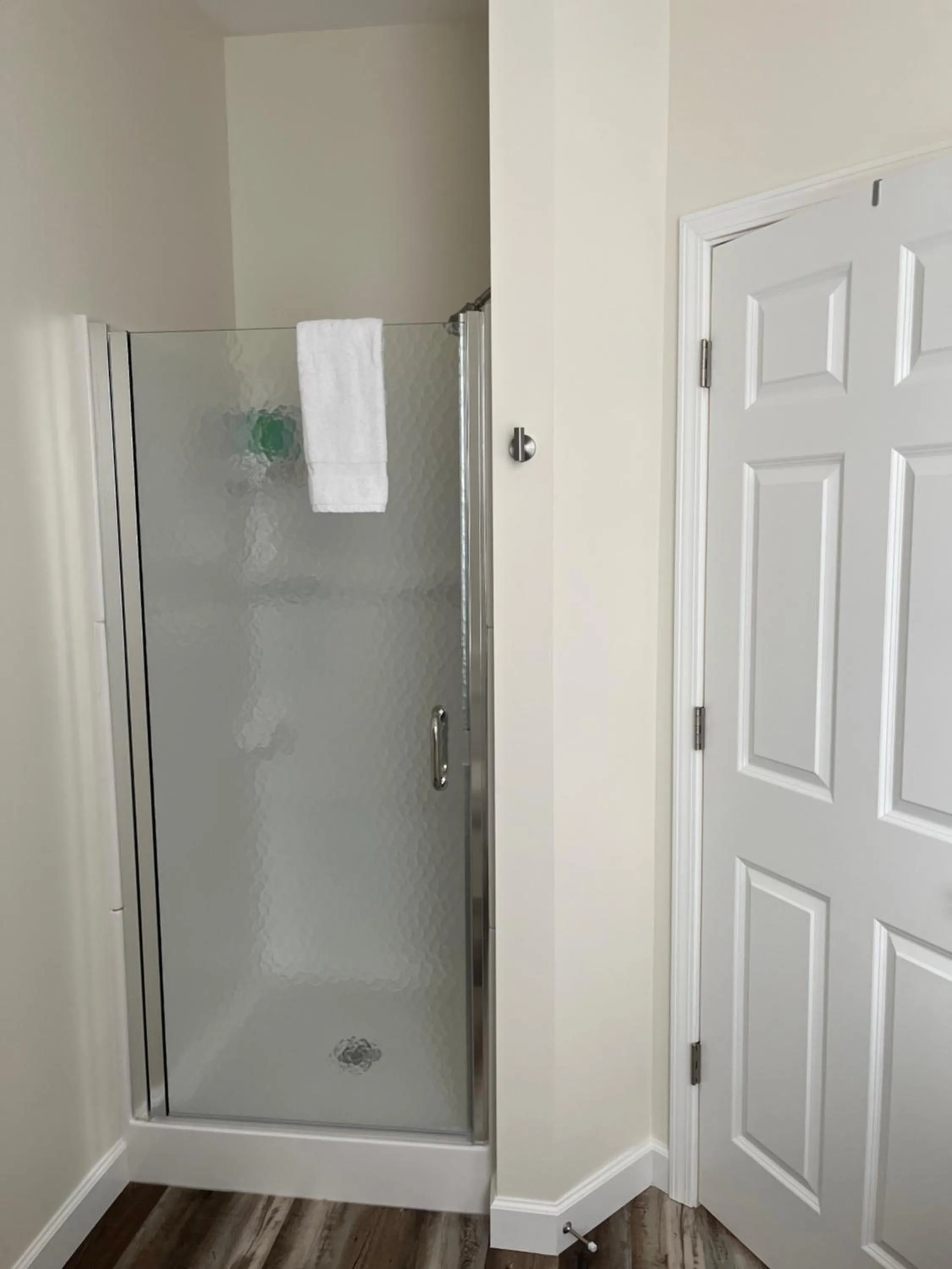 Hermann Crown Suites