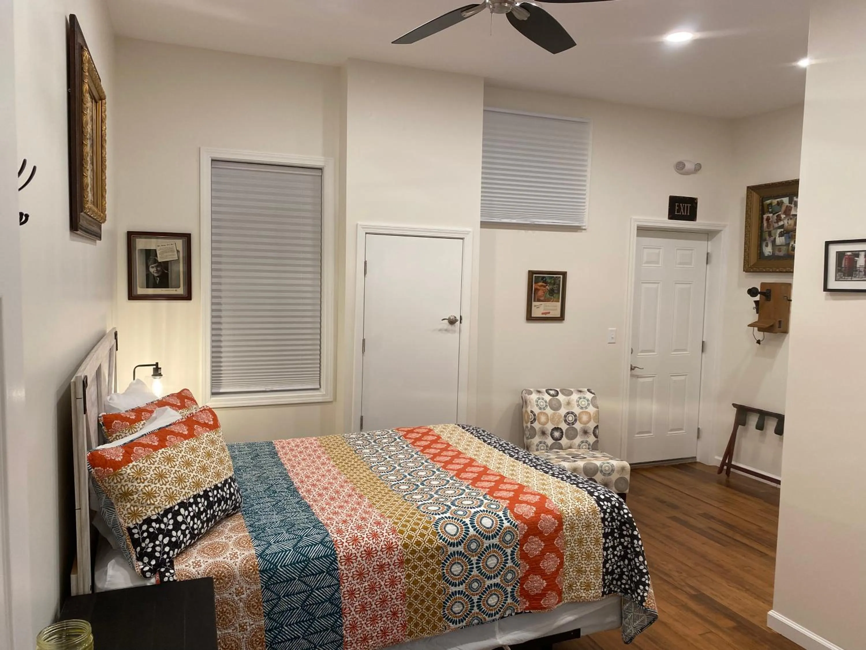 Bed in Hermann Crown Suites