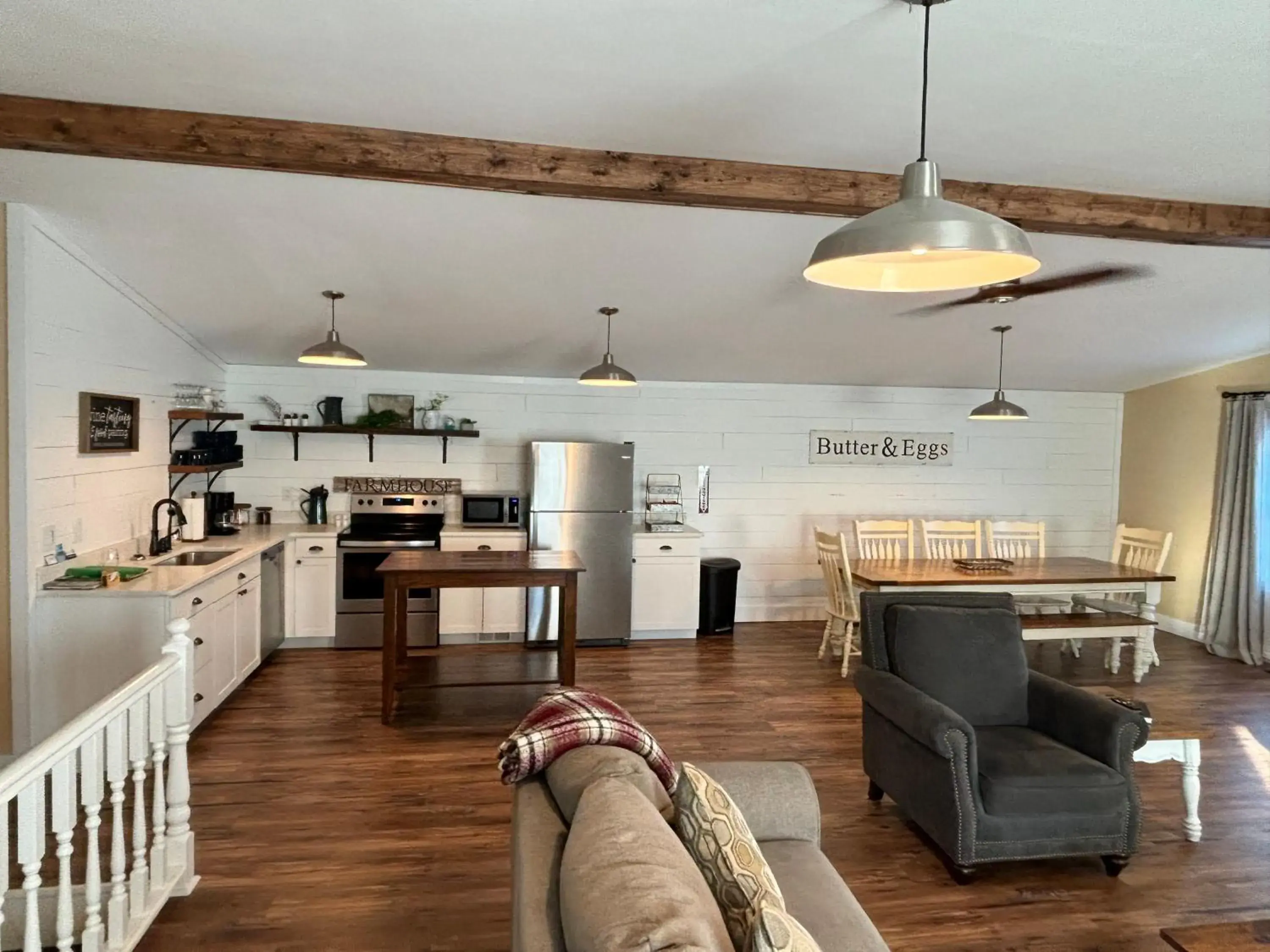 Deluxe Family Suite in Hermann Crown Suites Deluxe Family Suite in Hermann Crown Suites