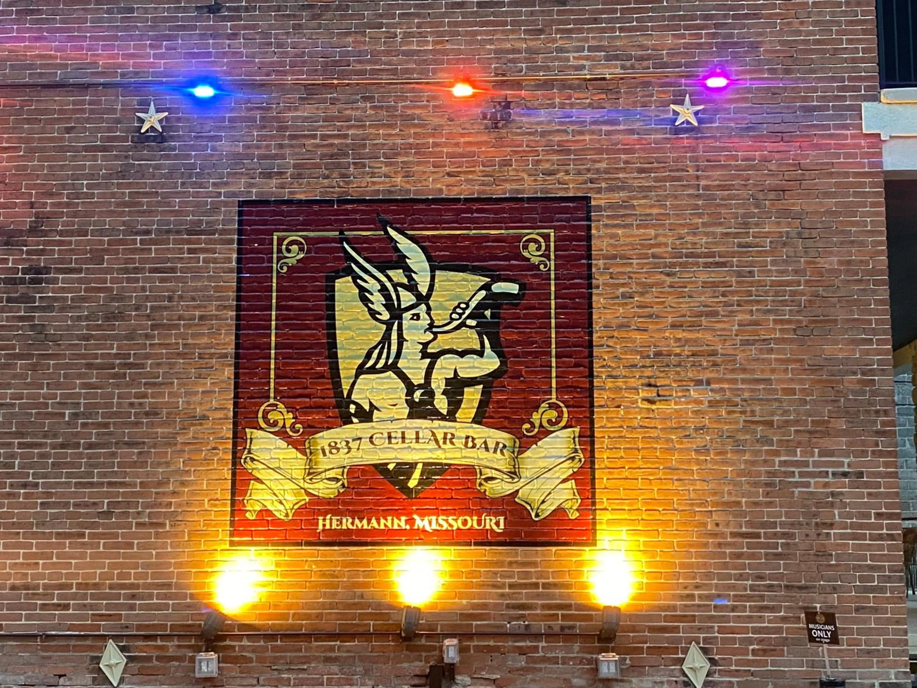 Property logo or sign in Hermann Crown Suites