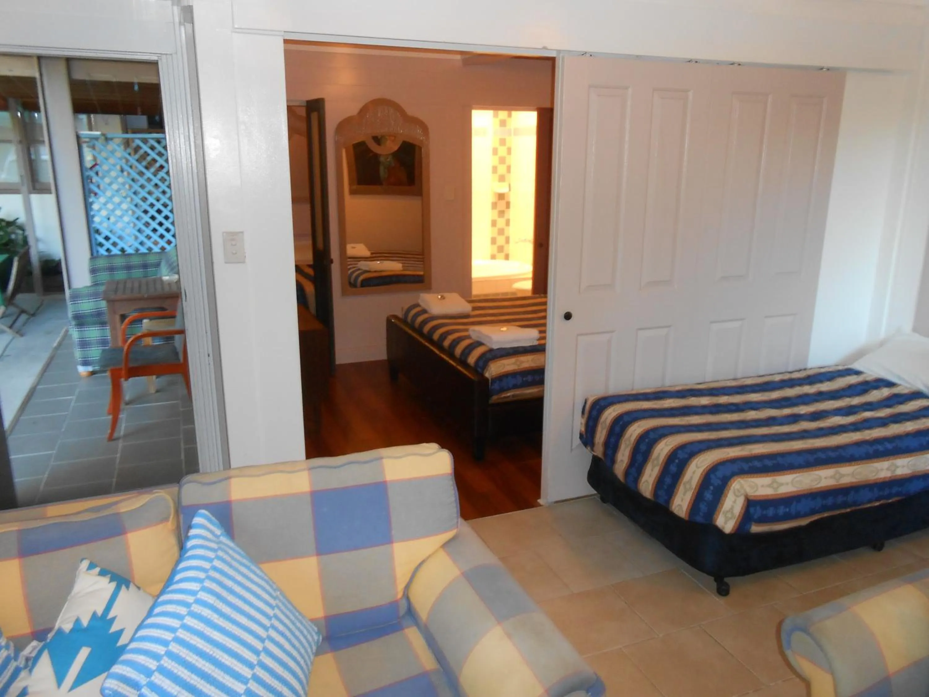 Bed in Mount View Motel