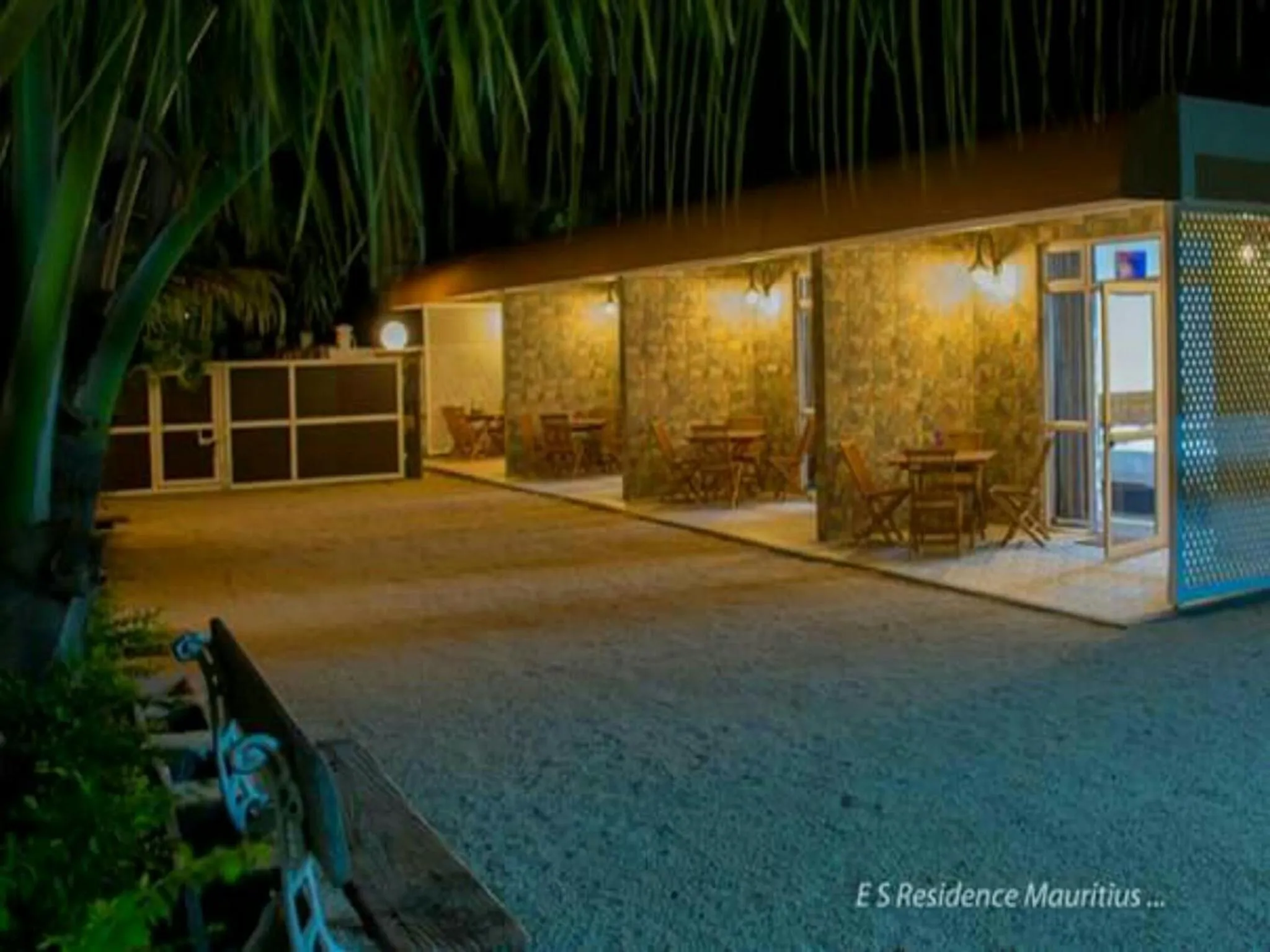 Facade/entrance in Easy Stay Residence