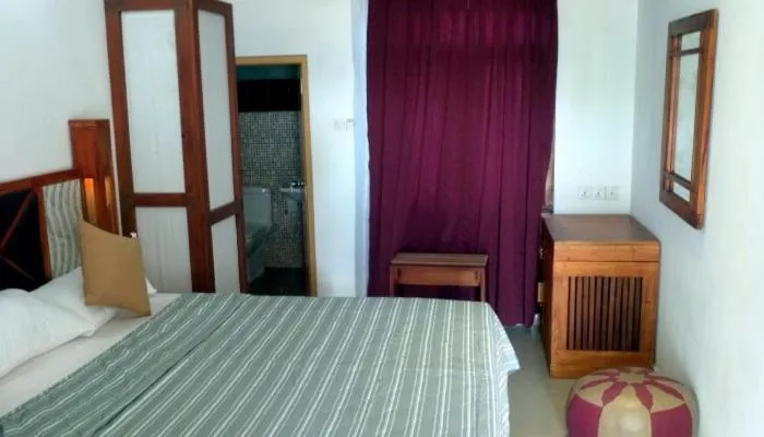 Bedroom, Bed in Sea View Beach Hotel