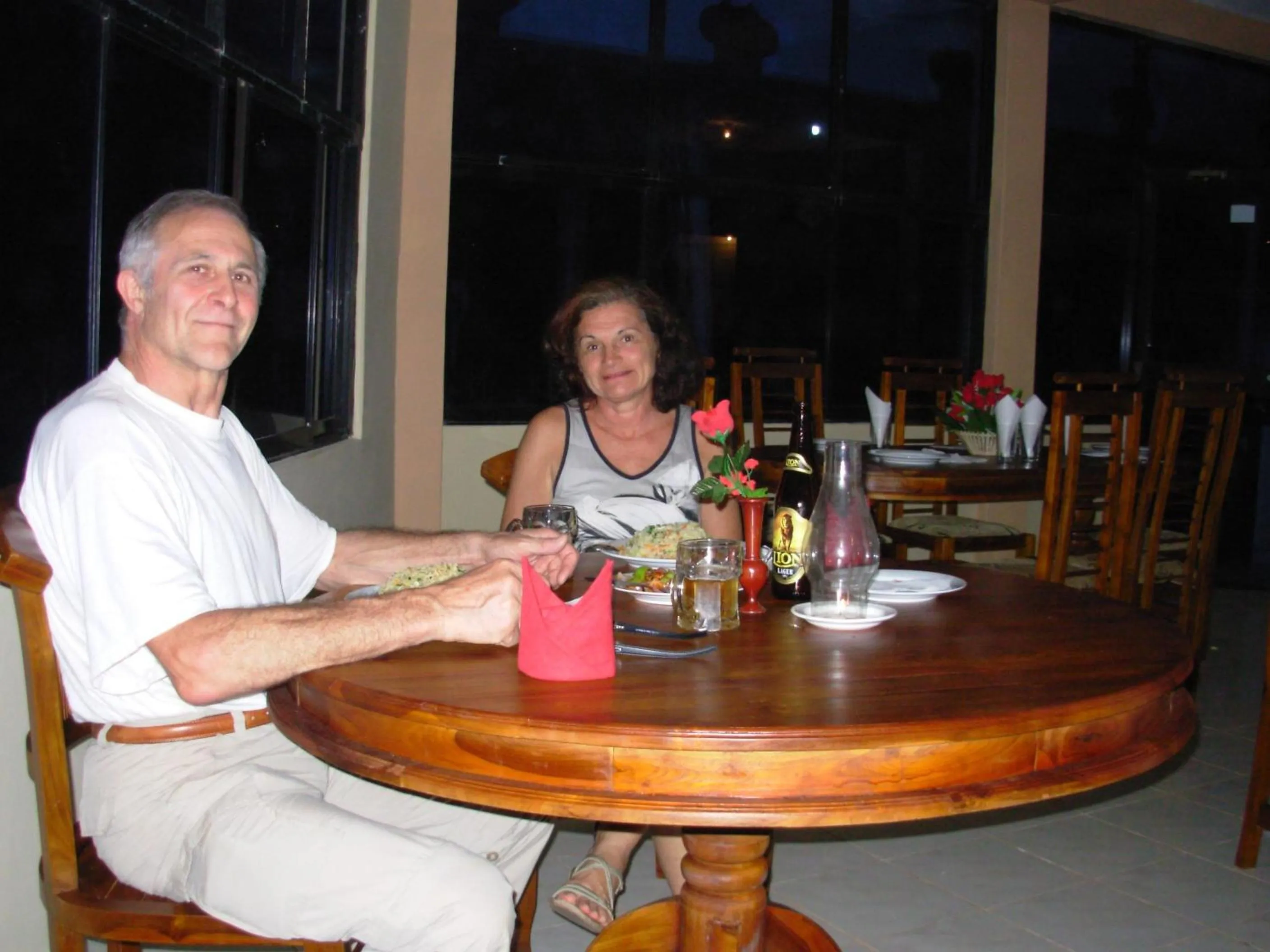 Restaurant/places to eat in Sea View Beach Hotel