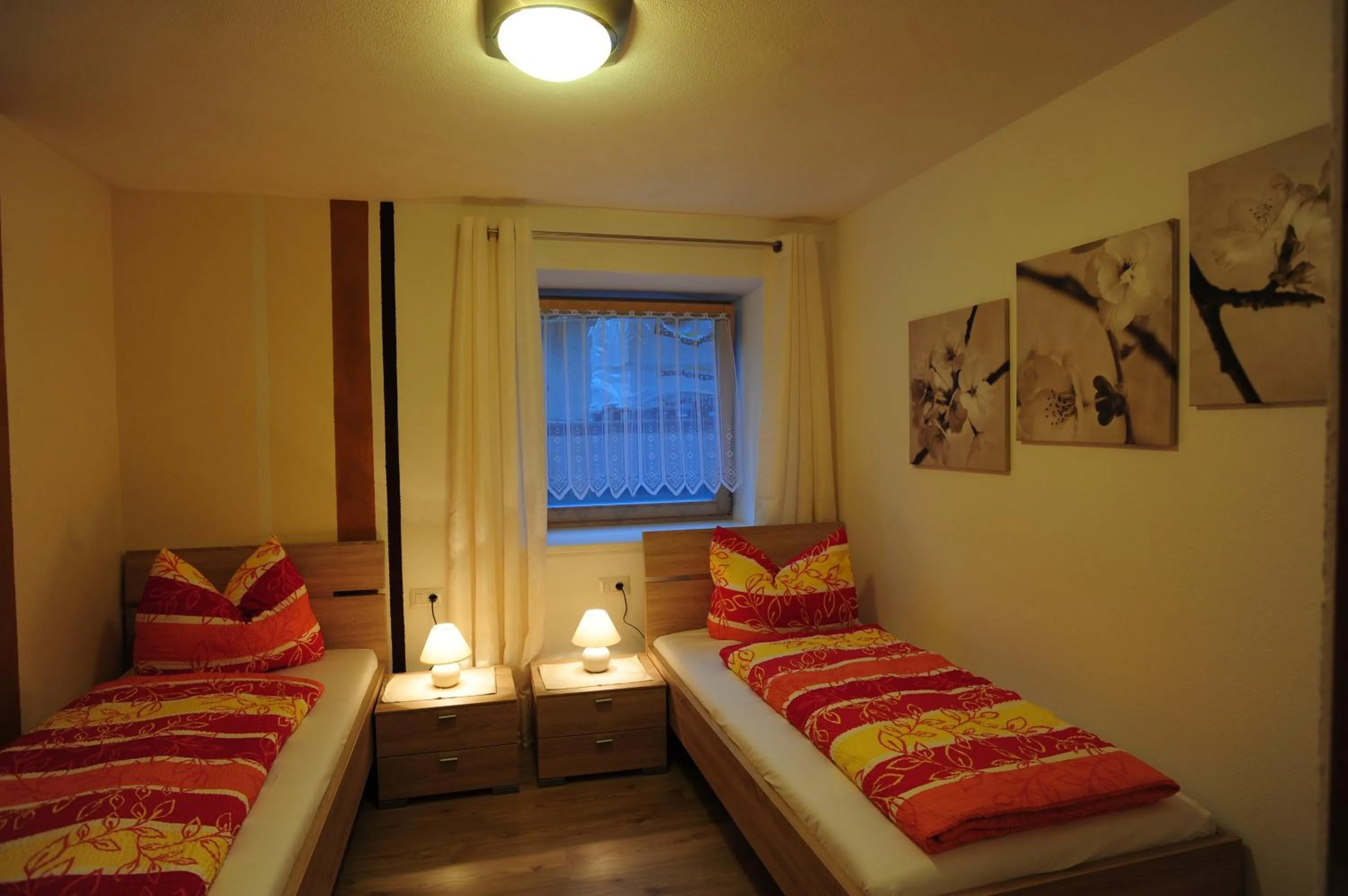 Bedroom, Bed in XL Appartements Steinhaus