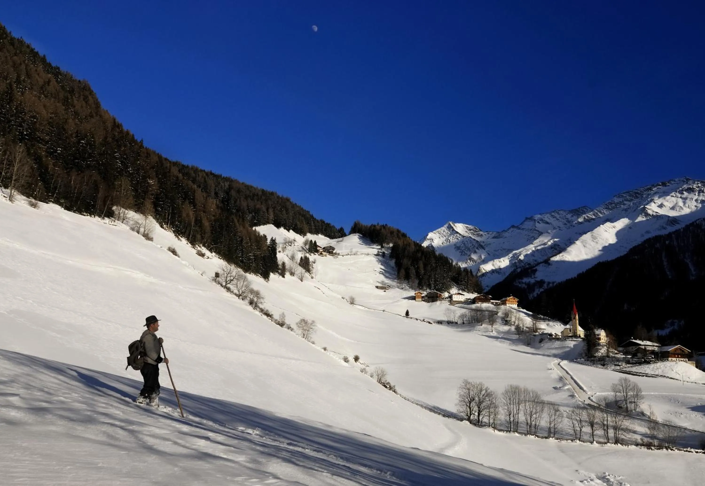 Skiing in XL Appartements Steinhaus
