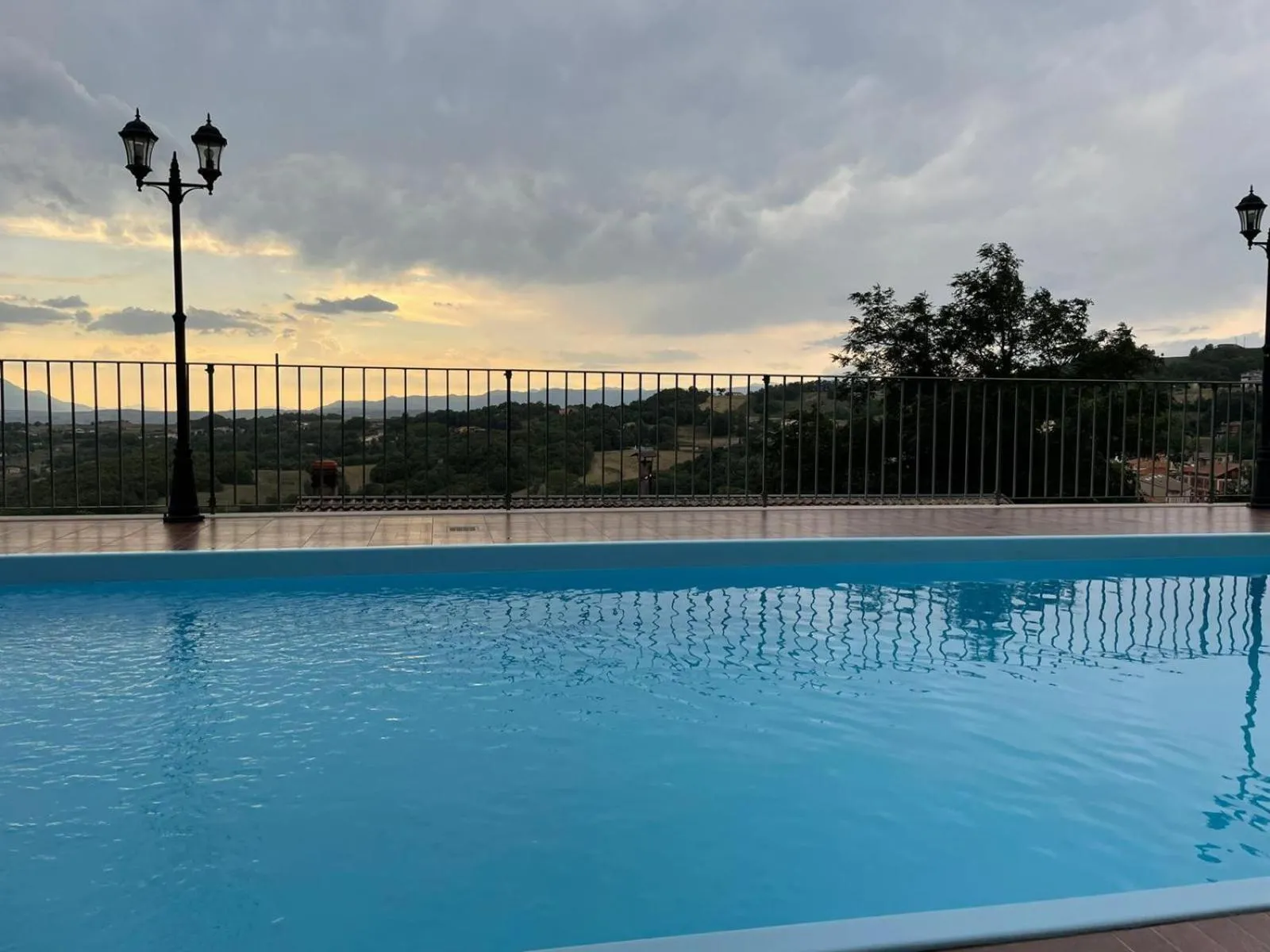 Property building in Affittacamere Bellavista
