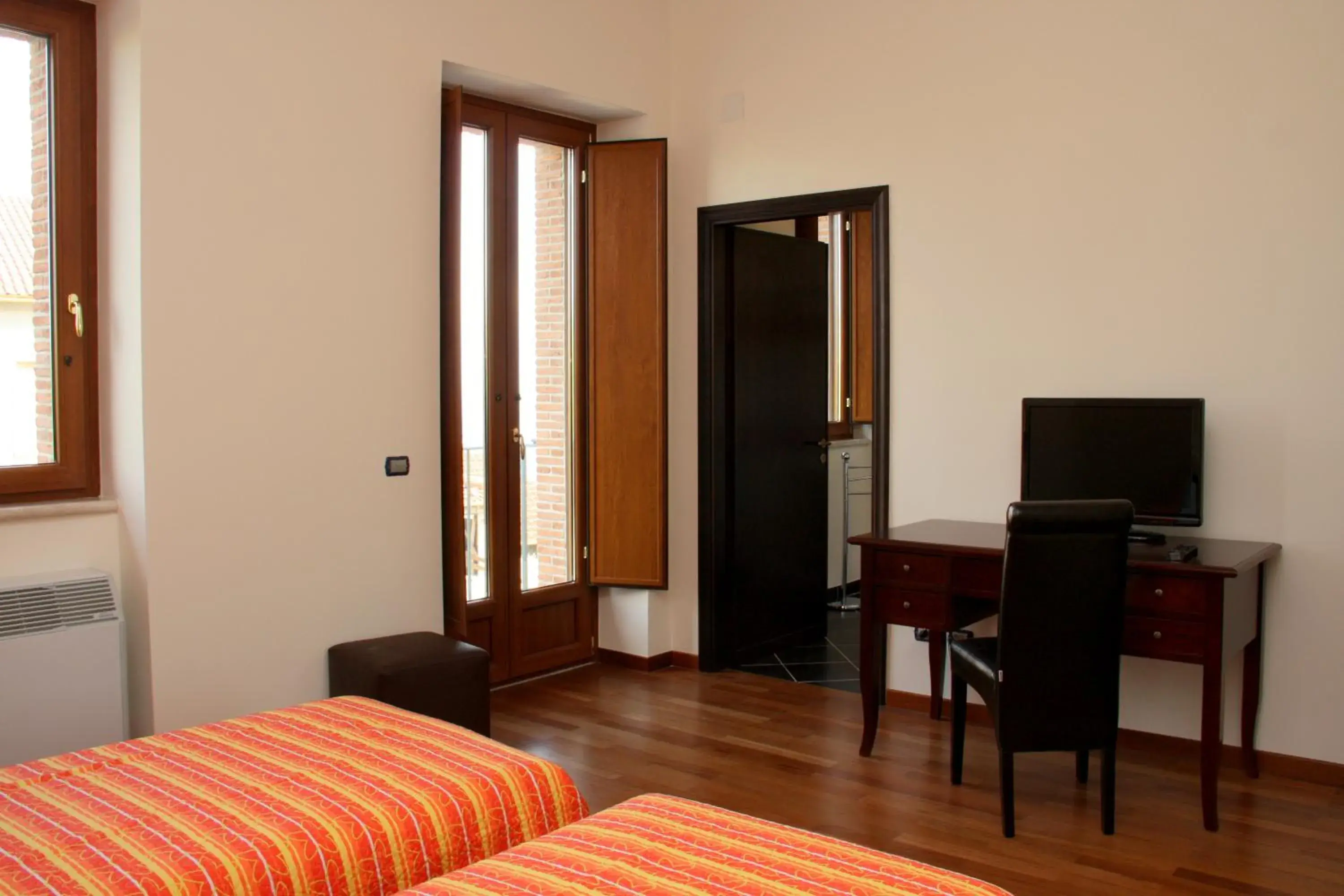 Twin Room with Balcony - single occupancy in Affittacamere Bellavista Twin Room with Balcony - single occupancy in Affittacamere Bellavista