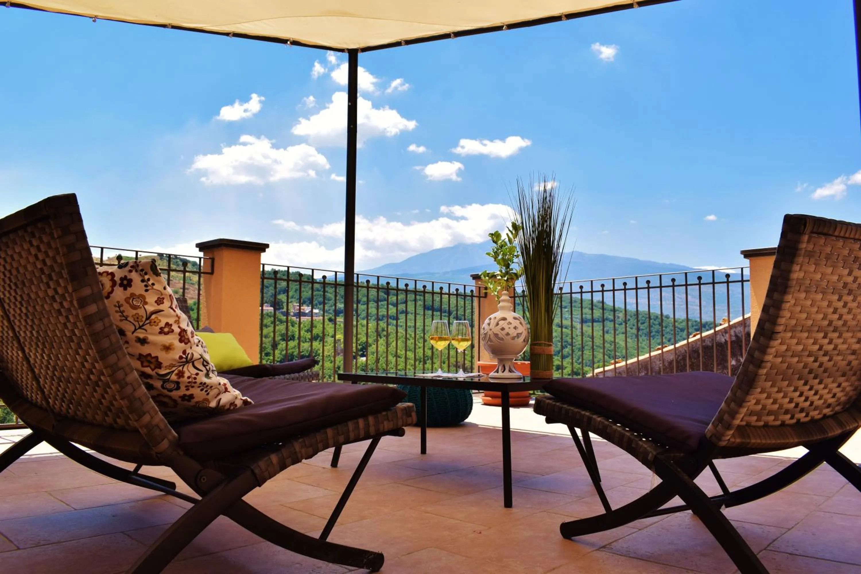 Cento Tari' Guest House