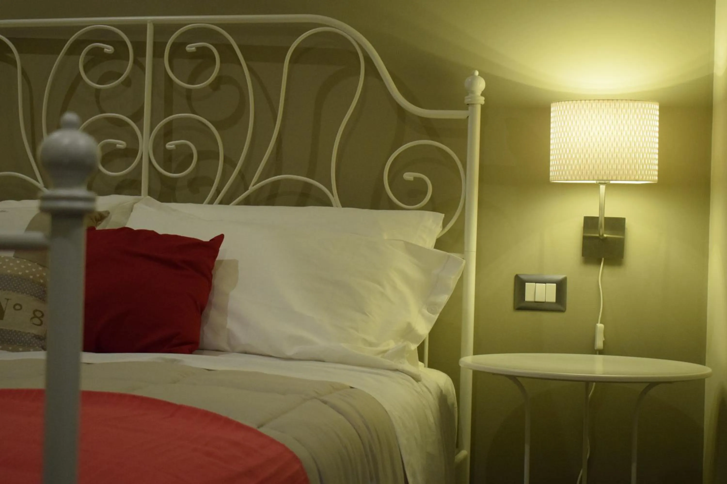 Bed in Cento Tari' Guest House