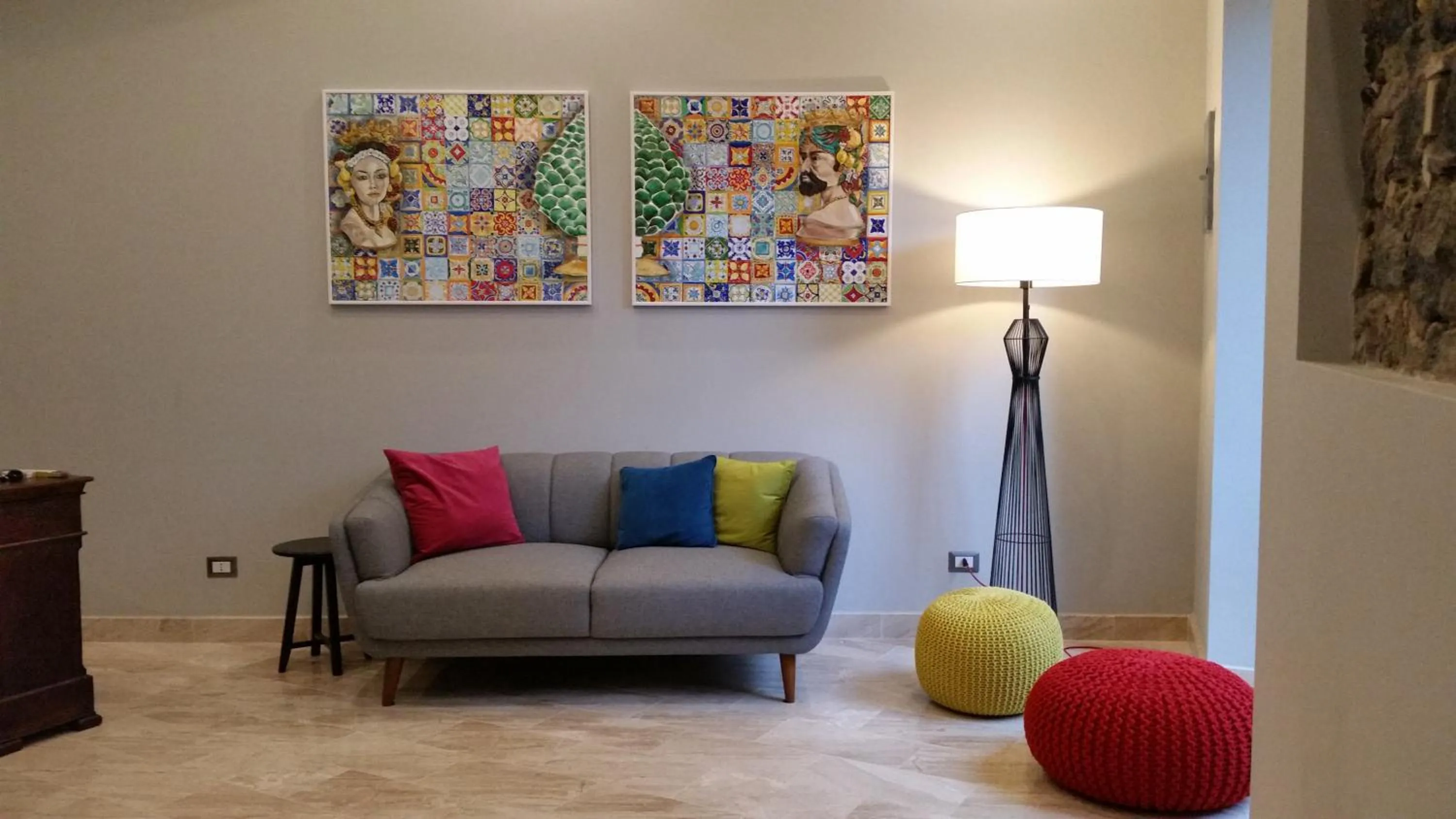 Lobby or reception in Cento Tari' Guest House