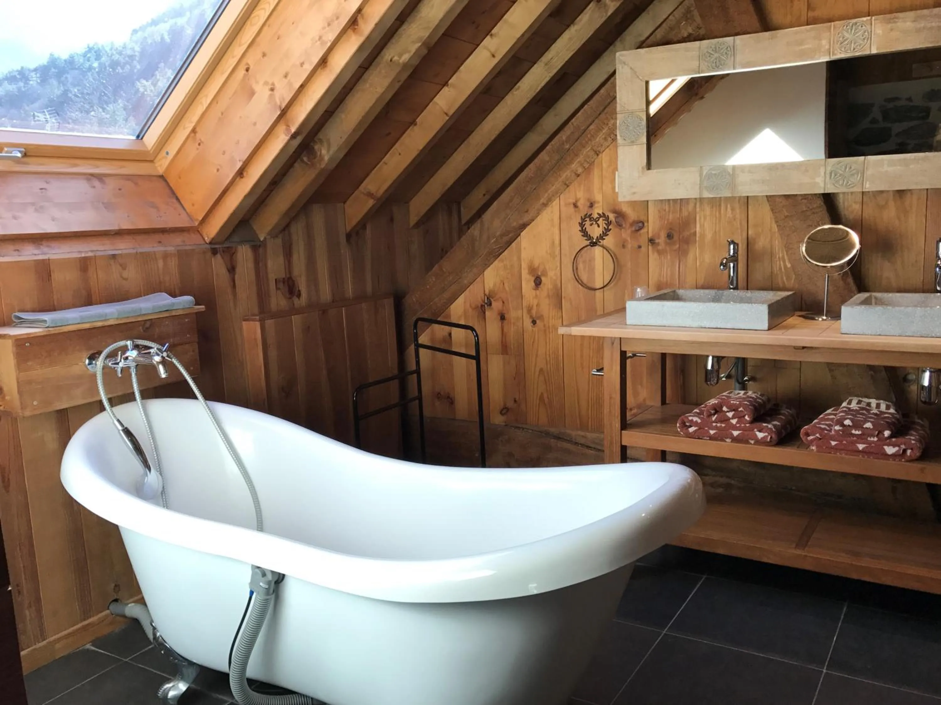 Bathroom in La Clé des Bois