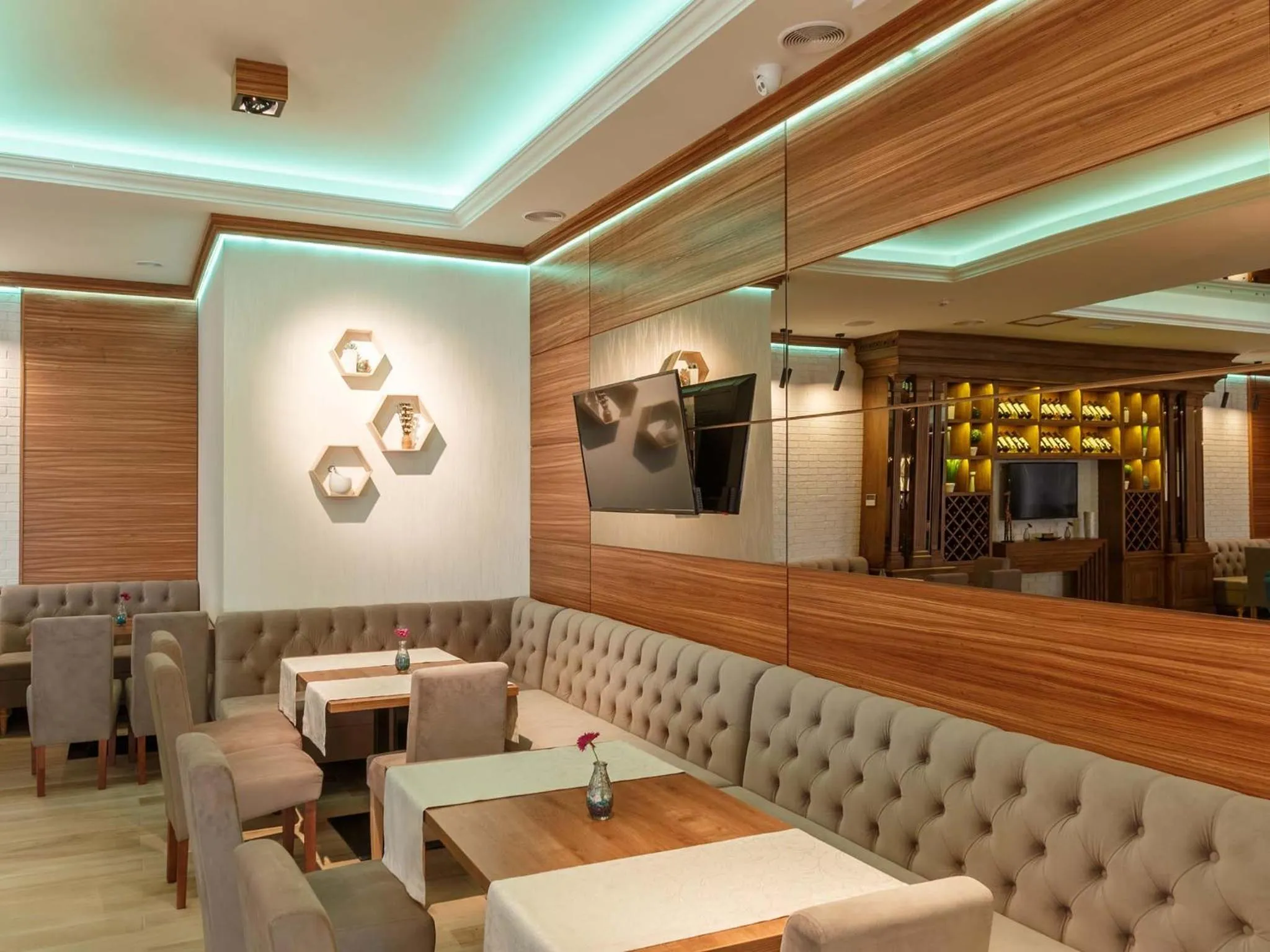 Restaurant/places to eat in VisPas Balti