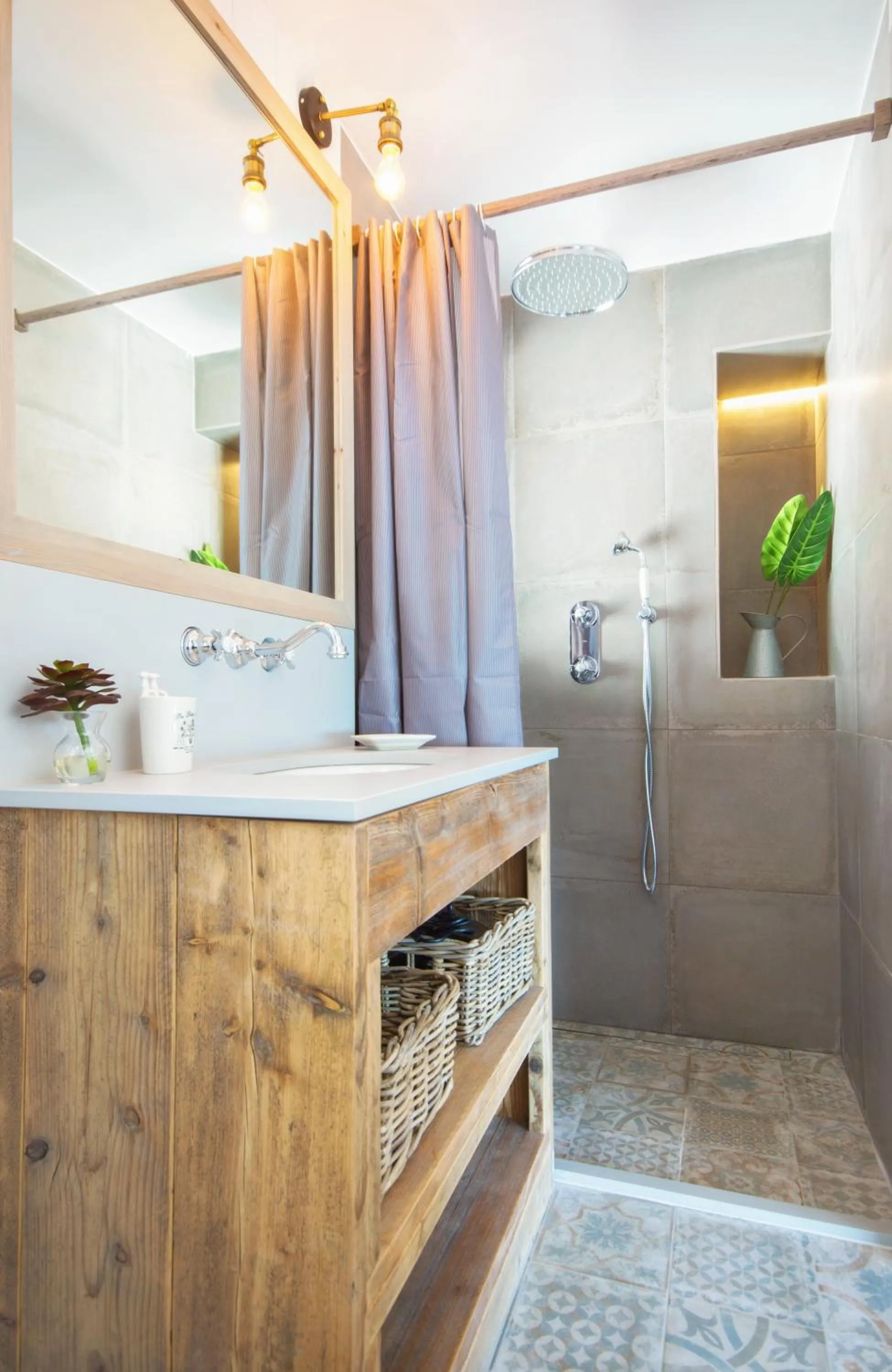 Bathroom in The Beach House Studios & Suites