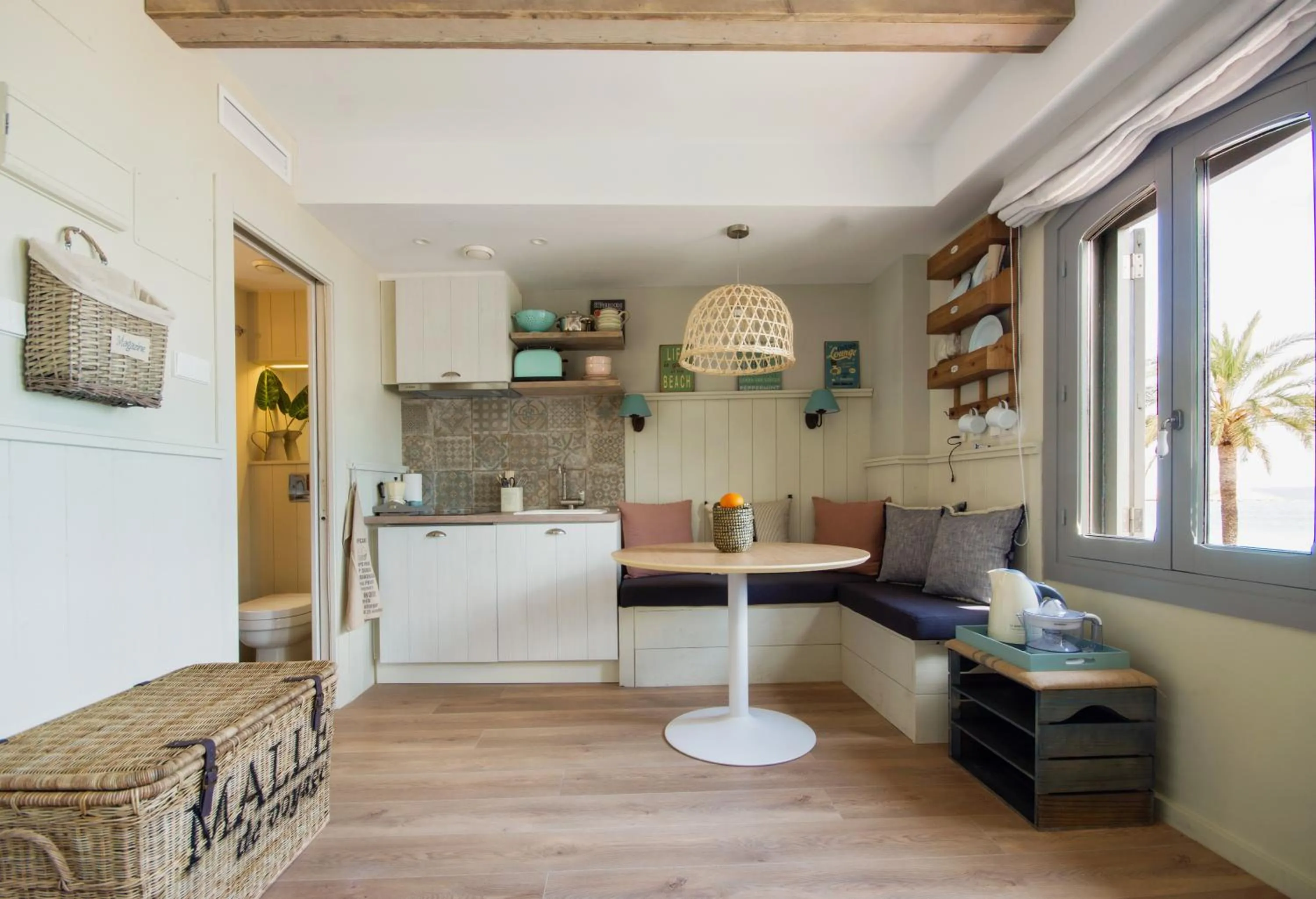 Kitchen or kitchenette in The Beach House Studios & Suites