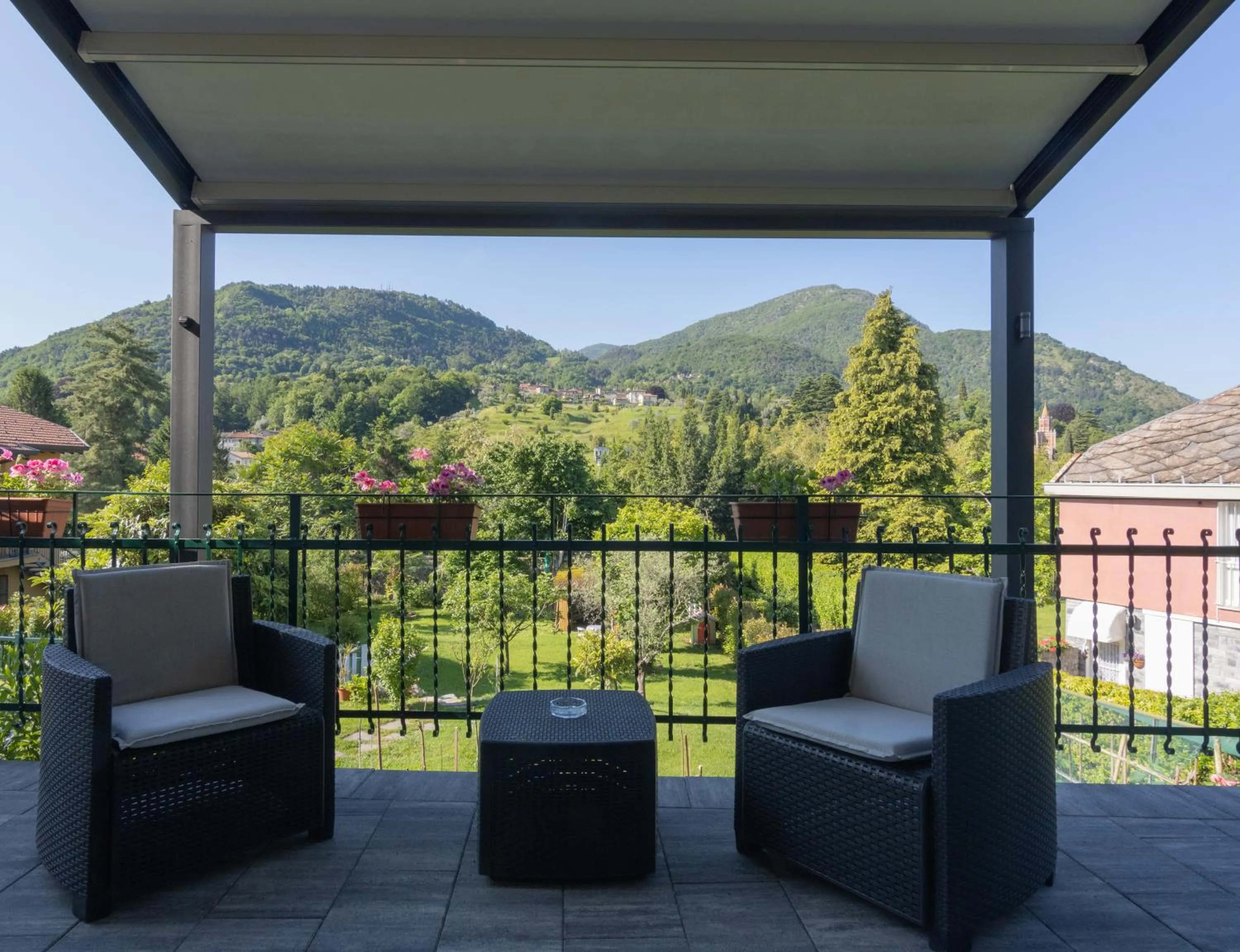 Patio in Conca Verde Appartaments