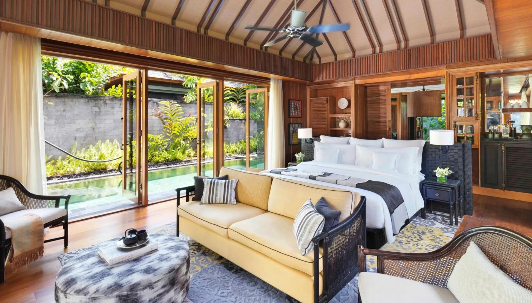 Photo of the whole room in Hotel Indigo Bali Seminyak Beach by IHG