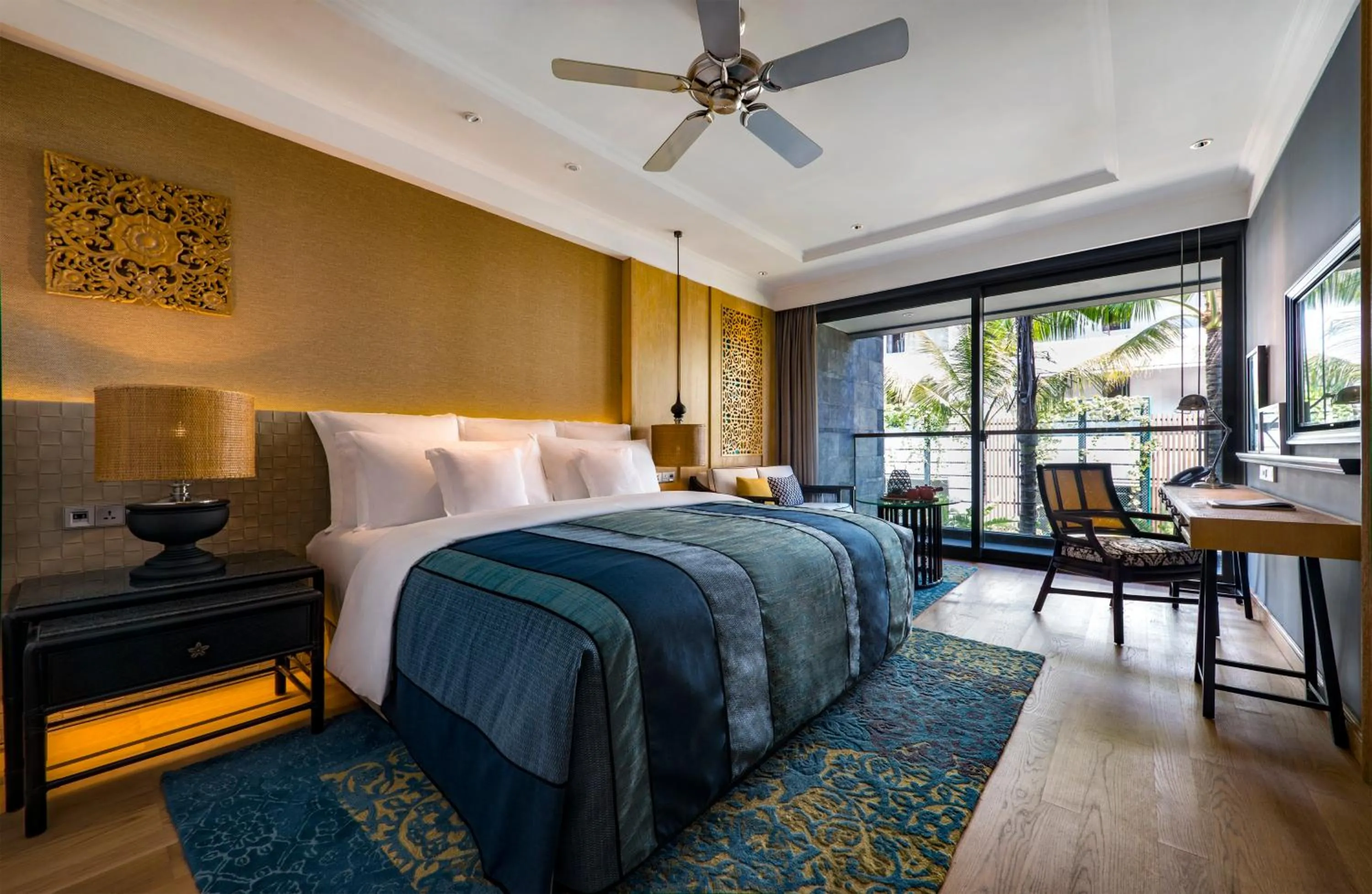 Photo of the whole room, Bed in Hotel Indigo Bali Seminyak Beach by IHG