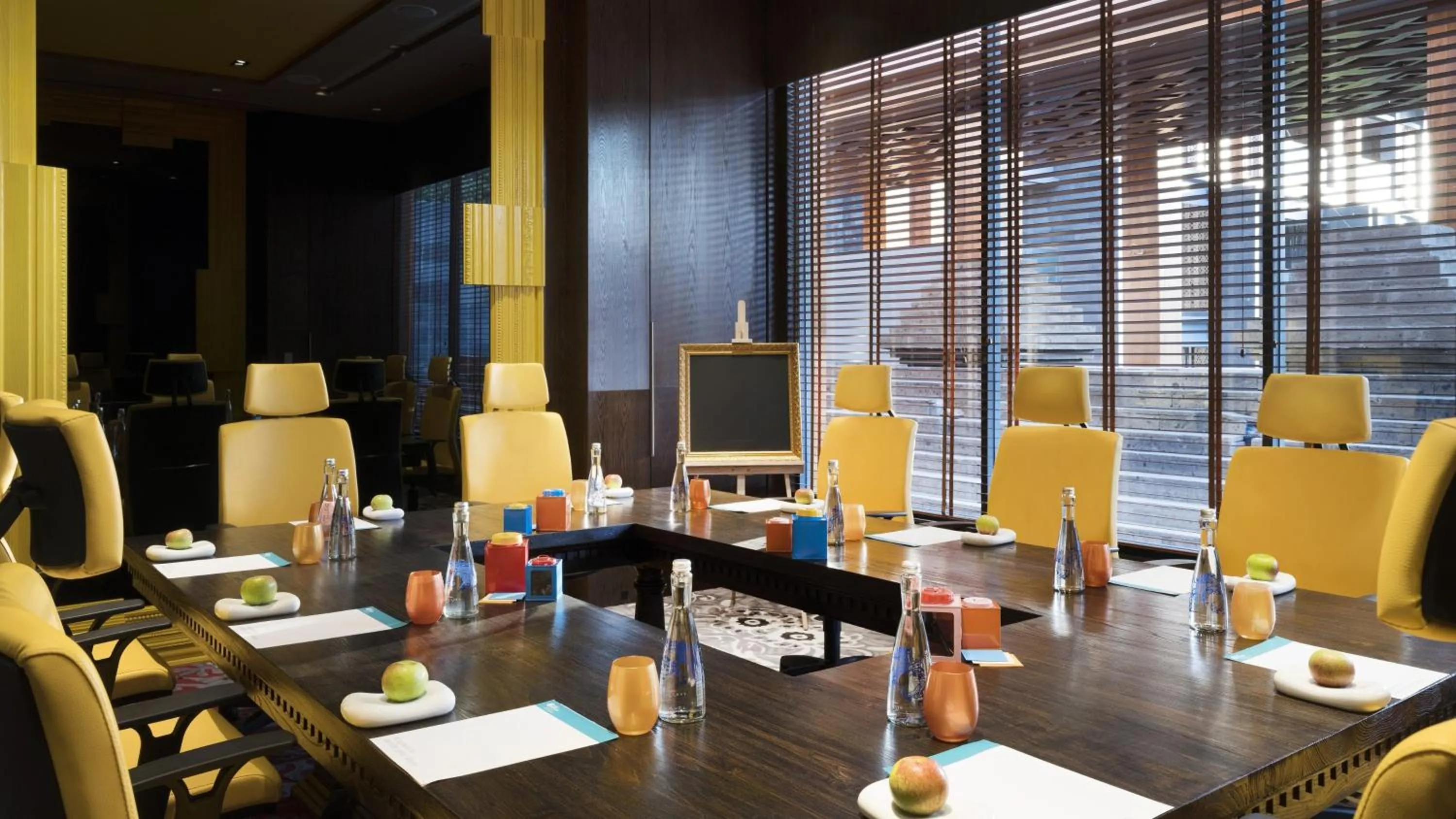 Meeting/conference room in Hotel Indigo Bali Seminyak Beach by IHG