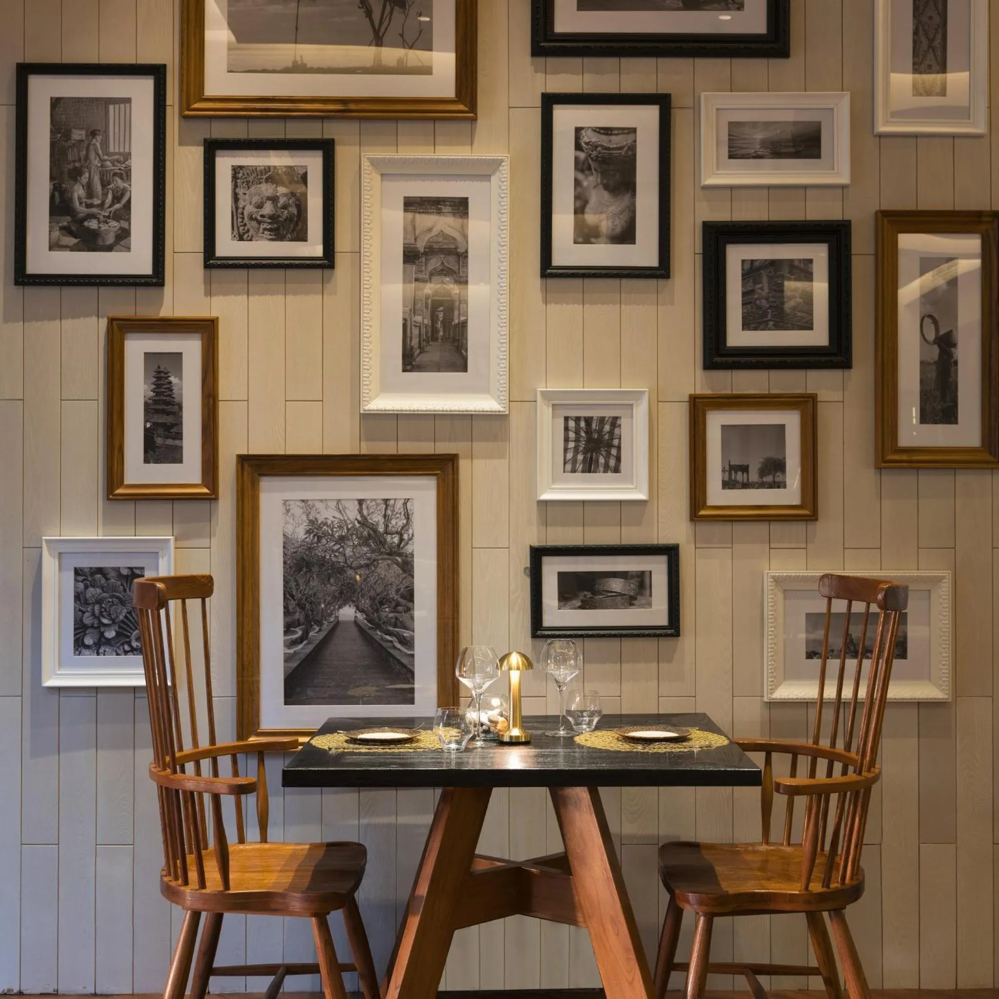 Restaurant/places to eat in Hotel Indigo Bali Seminyak Beach by IHG