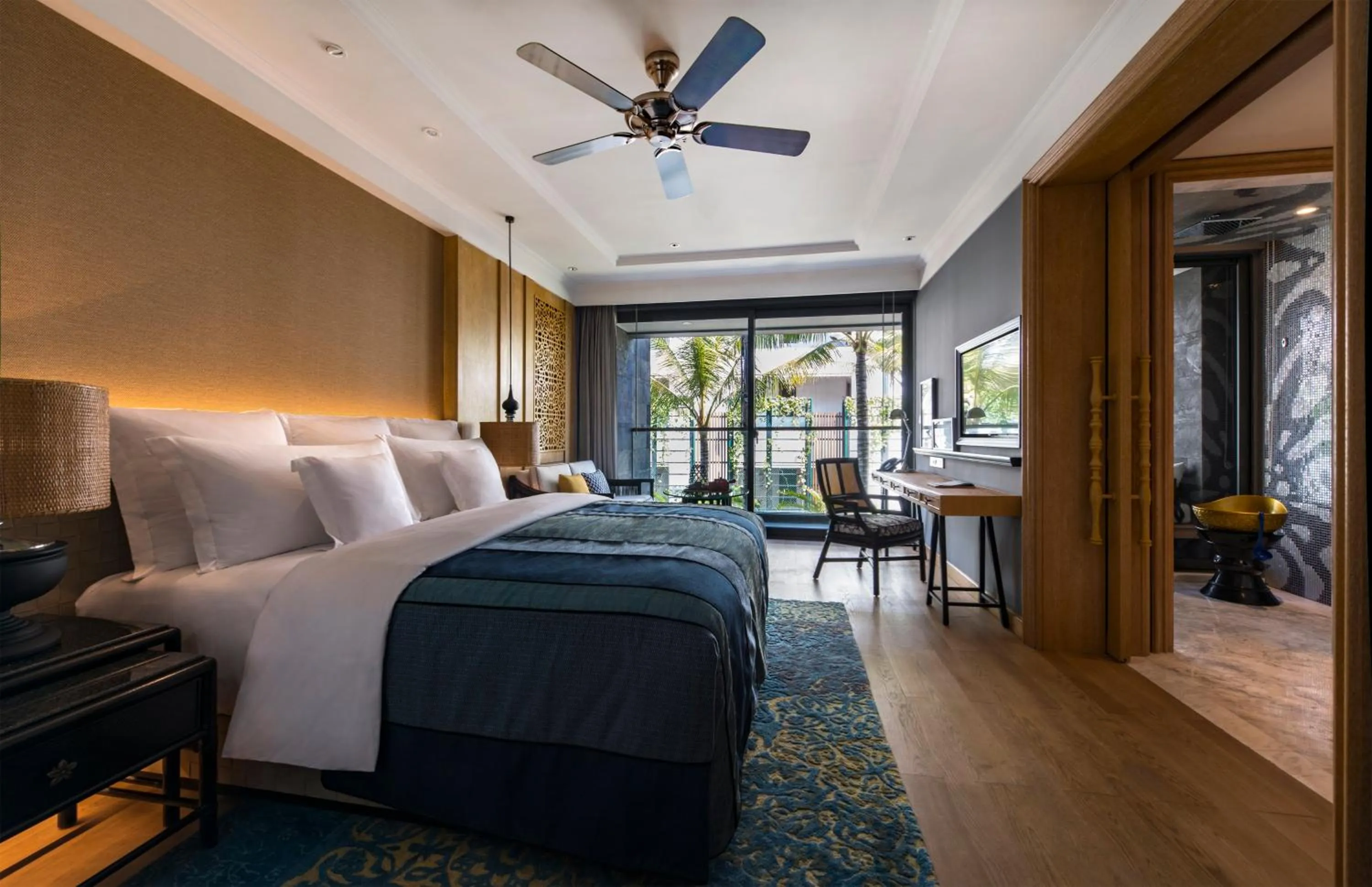 Photo of the whole room, Bed in Hotel Indigo Bali Seminyak Beach by IHG