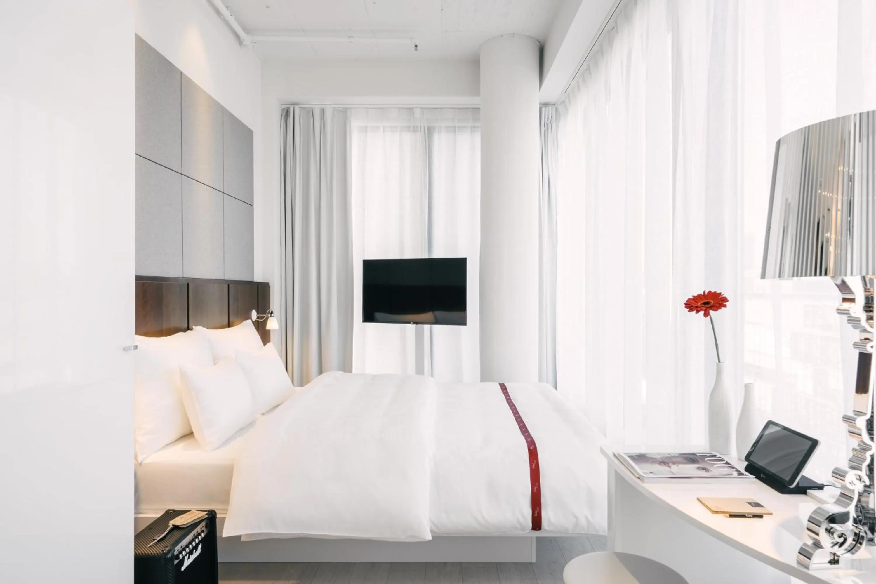 Photo of the whole room, Bed in Ruby Lilly Hotel Munich