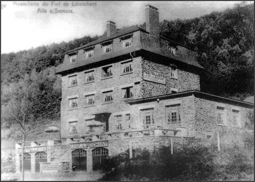 Facade/entrance in Hotel Fief De Liboichant