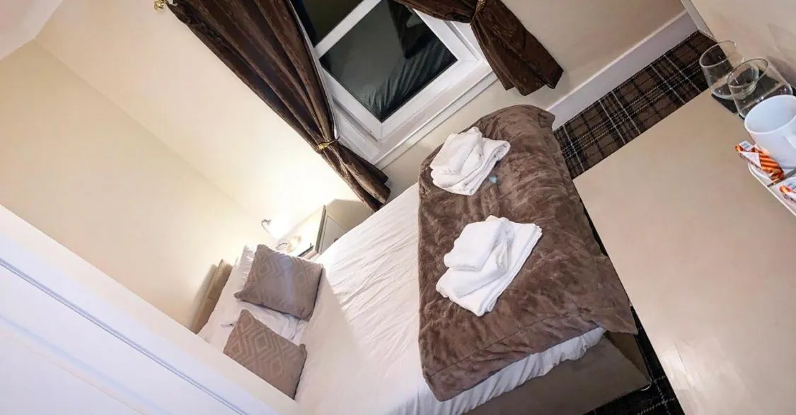 Bed in The Village Inn