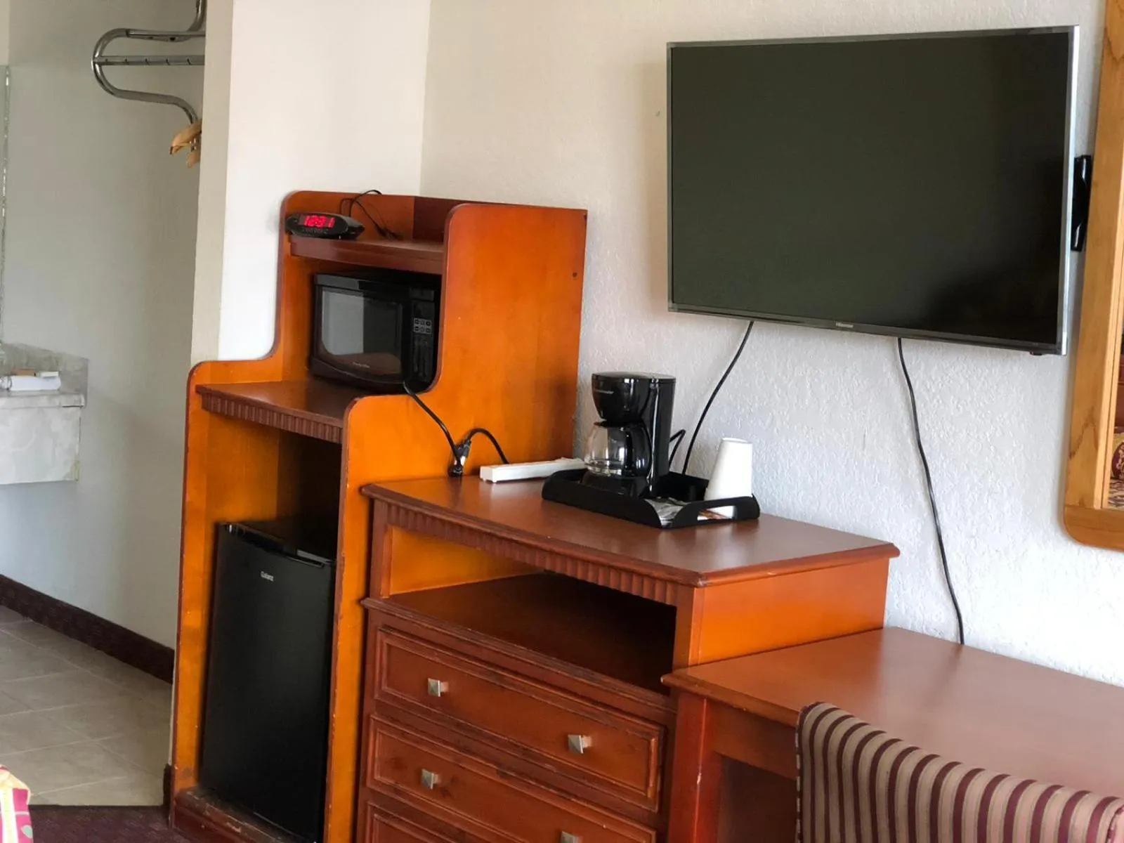 Coffee/tea facilities in Budget Inn Express