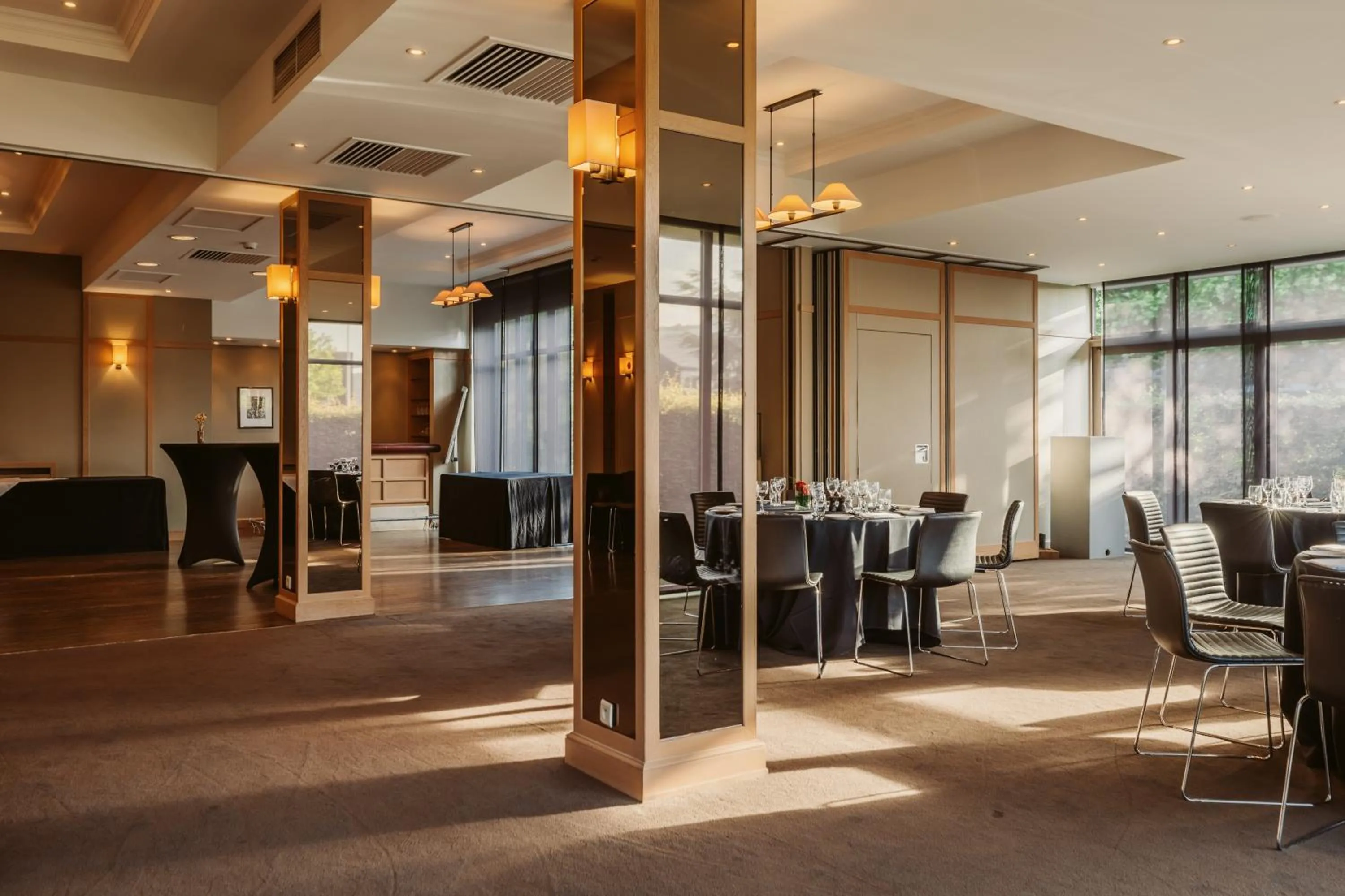 Food and drinks in Serwir Hotel