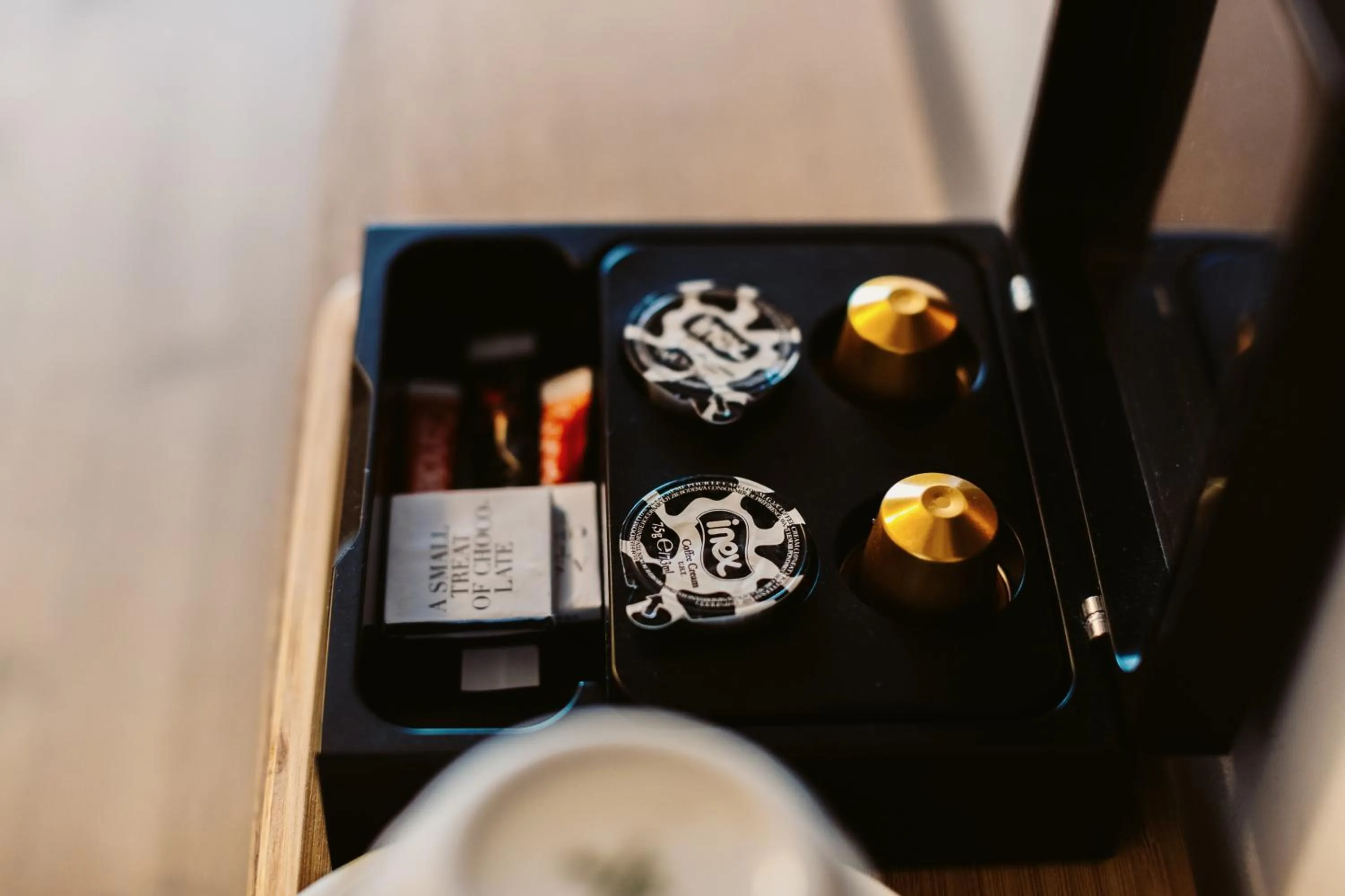 Coffee/tea facilities in Auberge du Pêcheur
