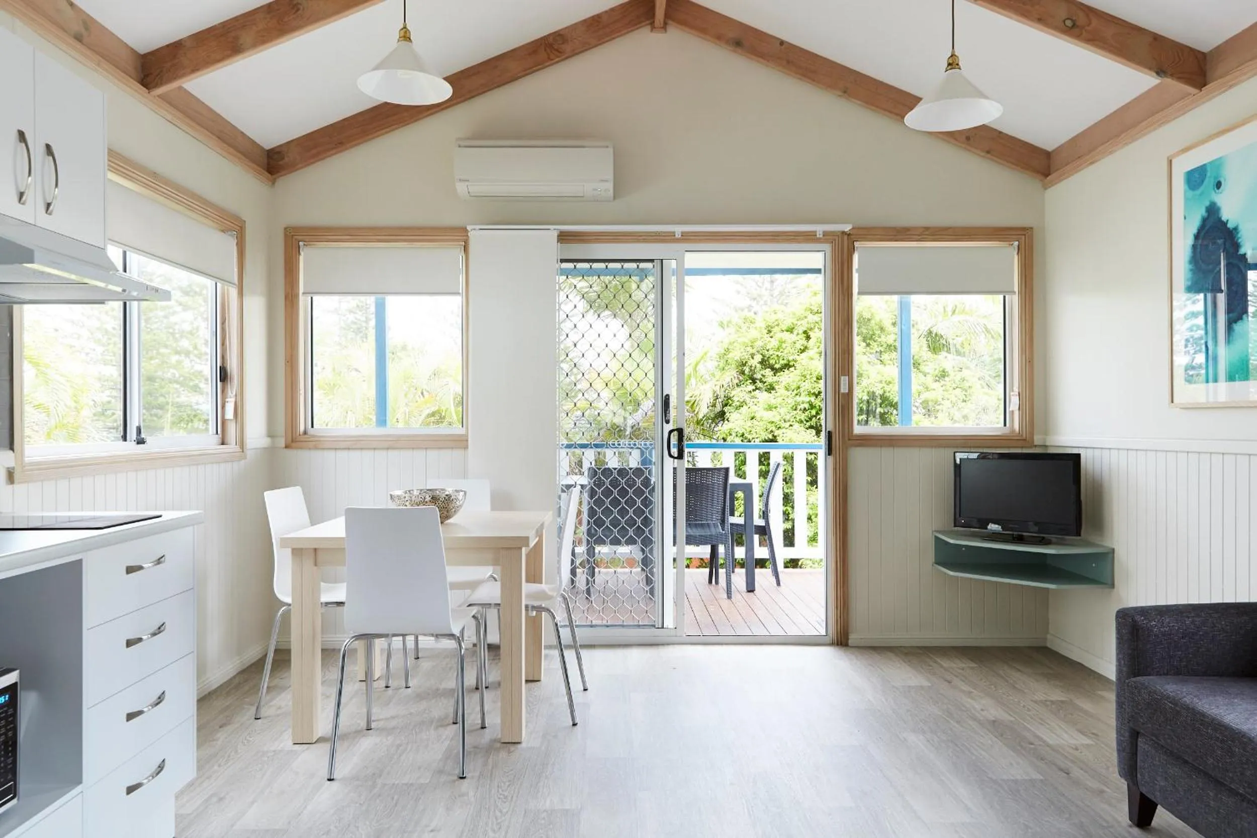Dining area in NRMA Port Macquarie Breakwall Holiday Park