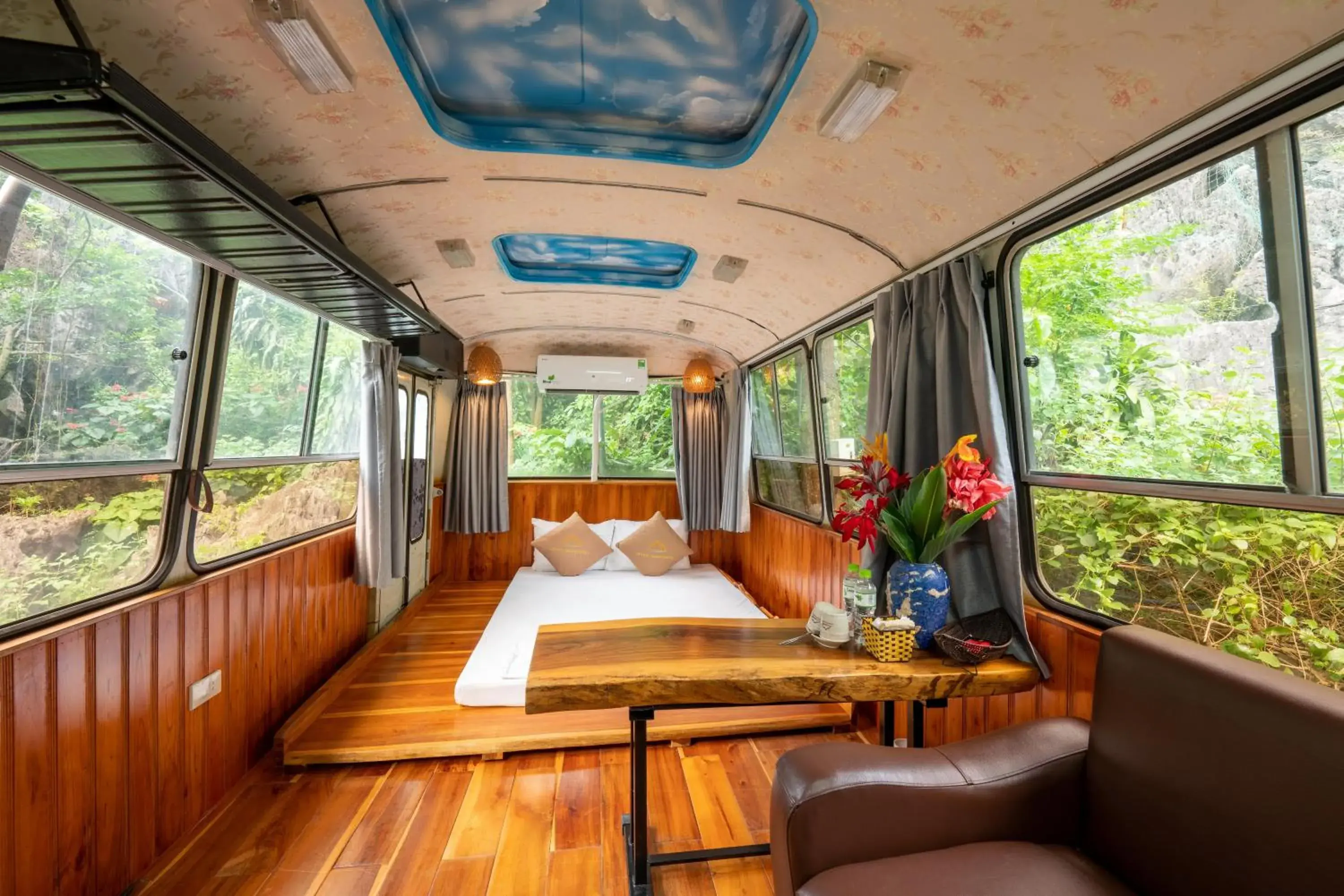 Mobile Home in An's Eco Garden Resort Mobile Home in An's Eco Garden Resort